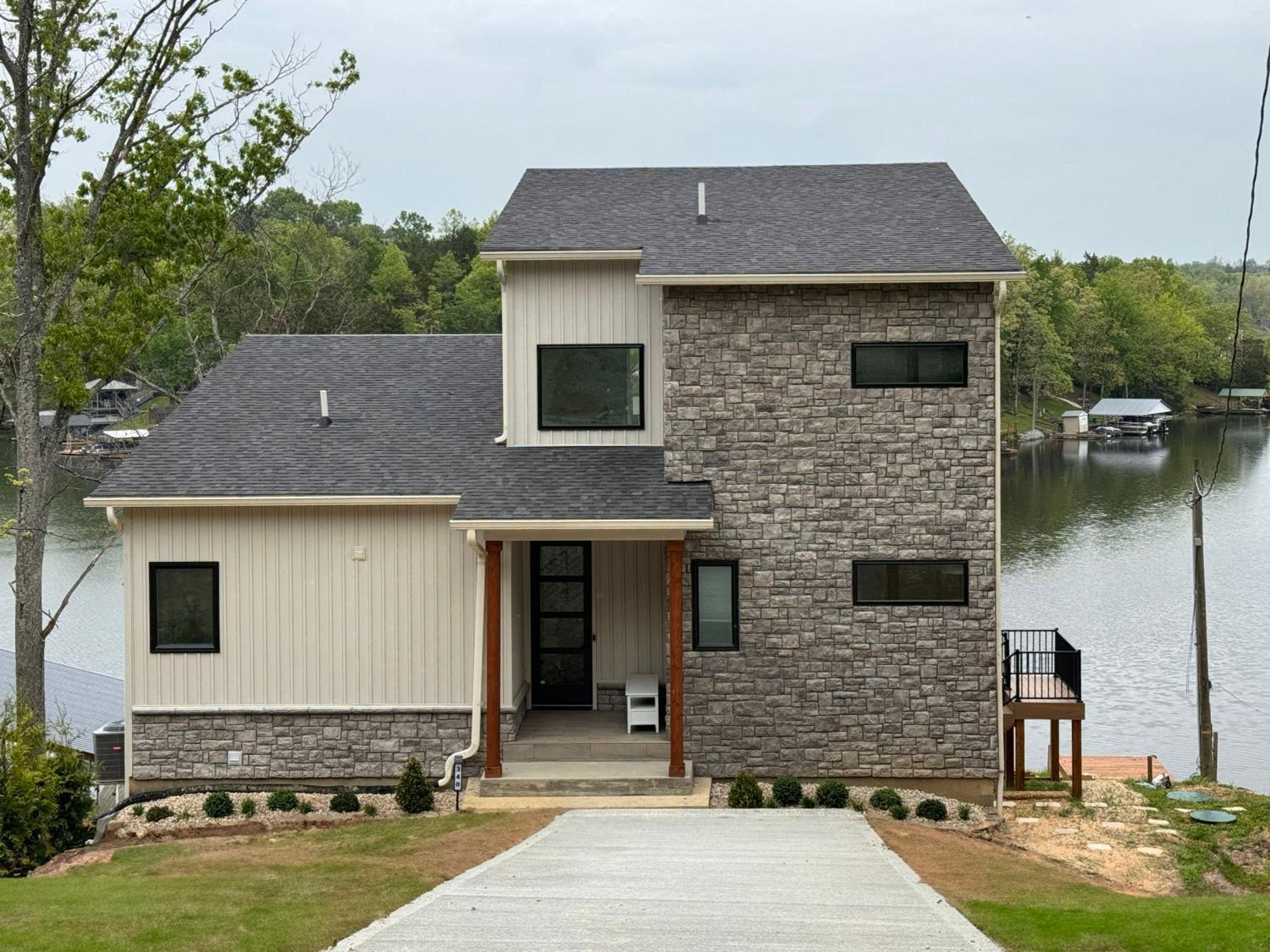 Lakeside, Water-view, 7 miles to Ark, 4BR for 14 view 3