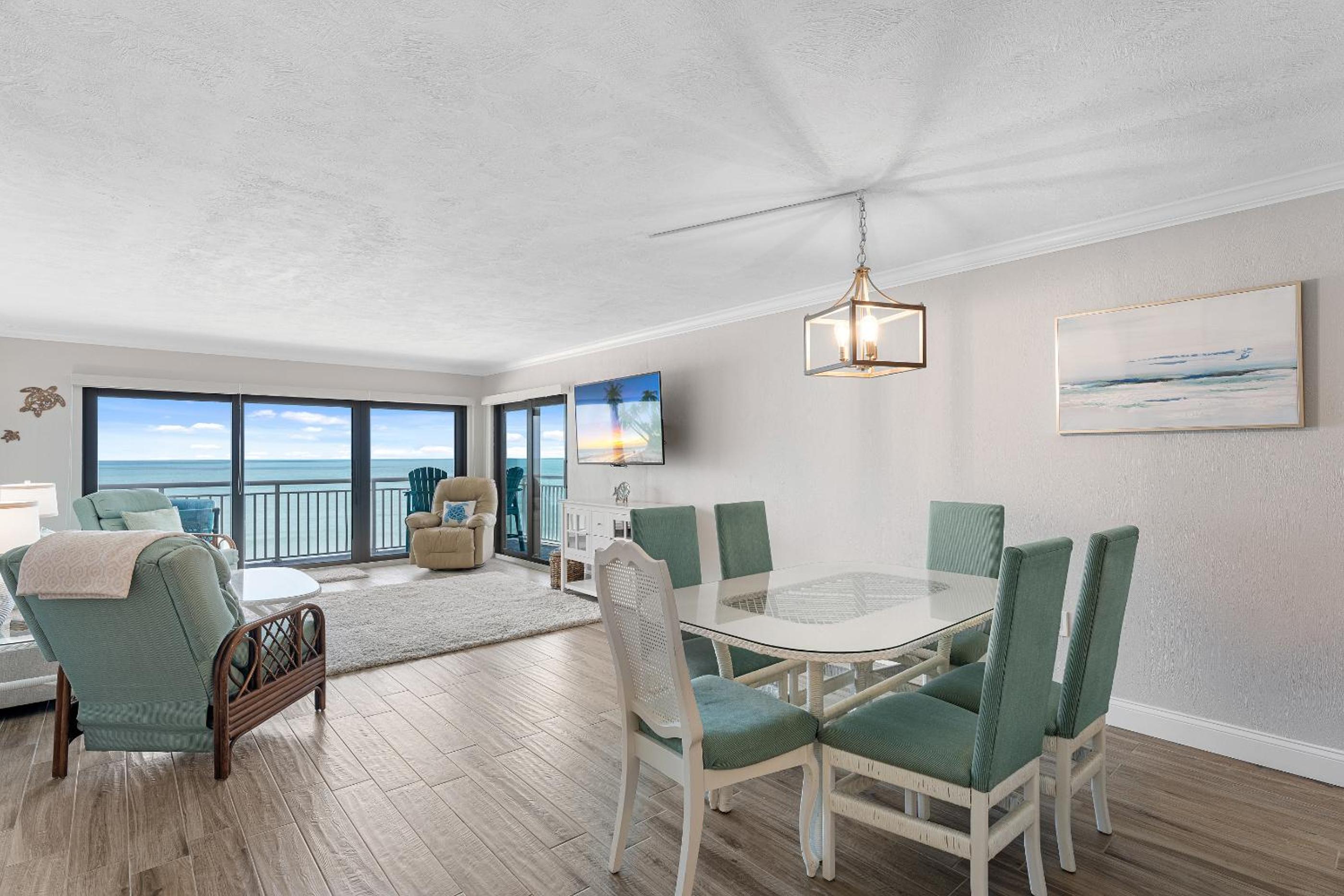 Spectacular beach views! Direct Oceanfront unit on the no-drive beach