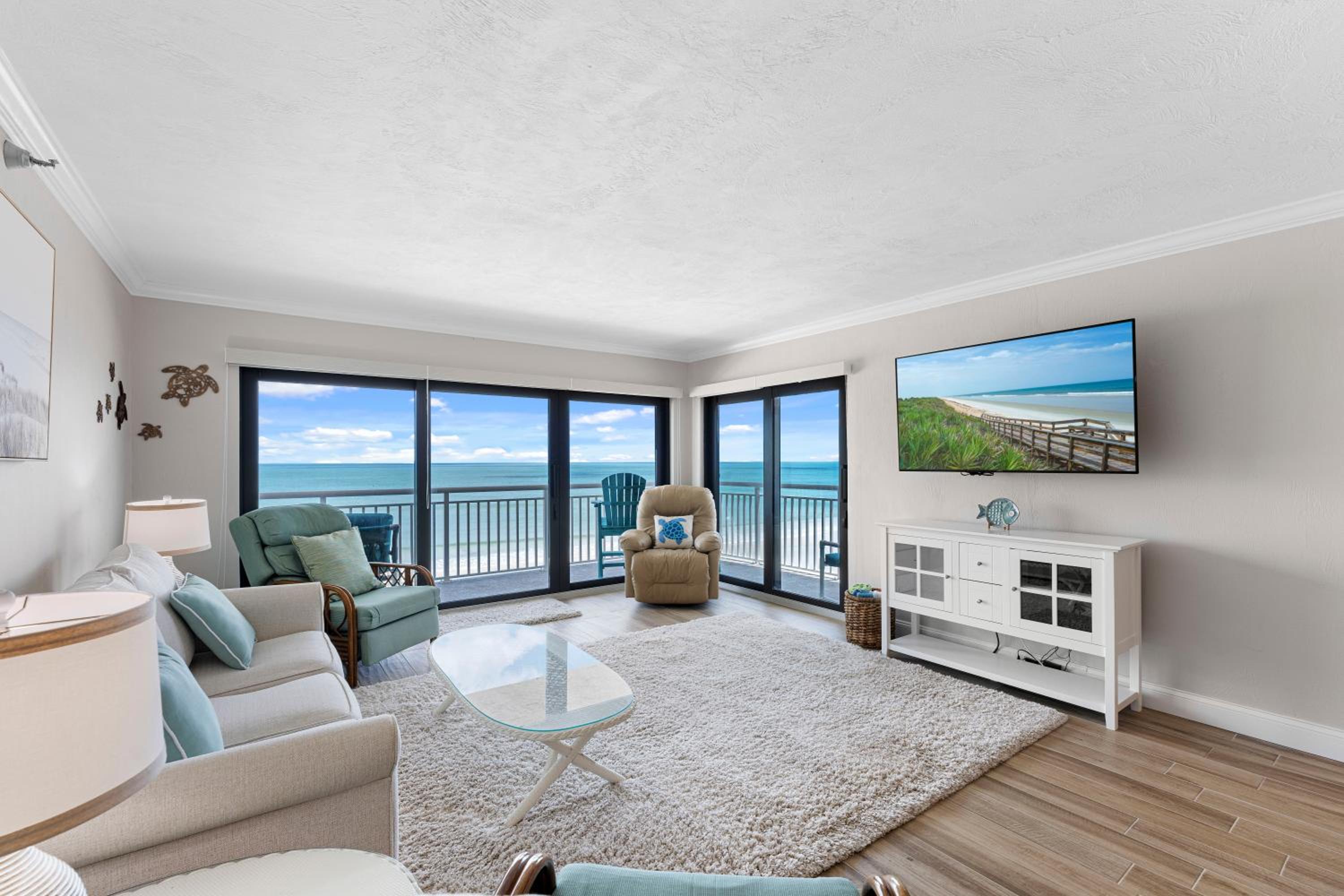 Spectacular beach views! Direct Oceanfront unit on the no-drive beach