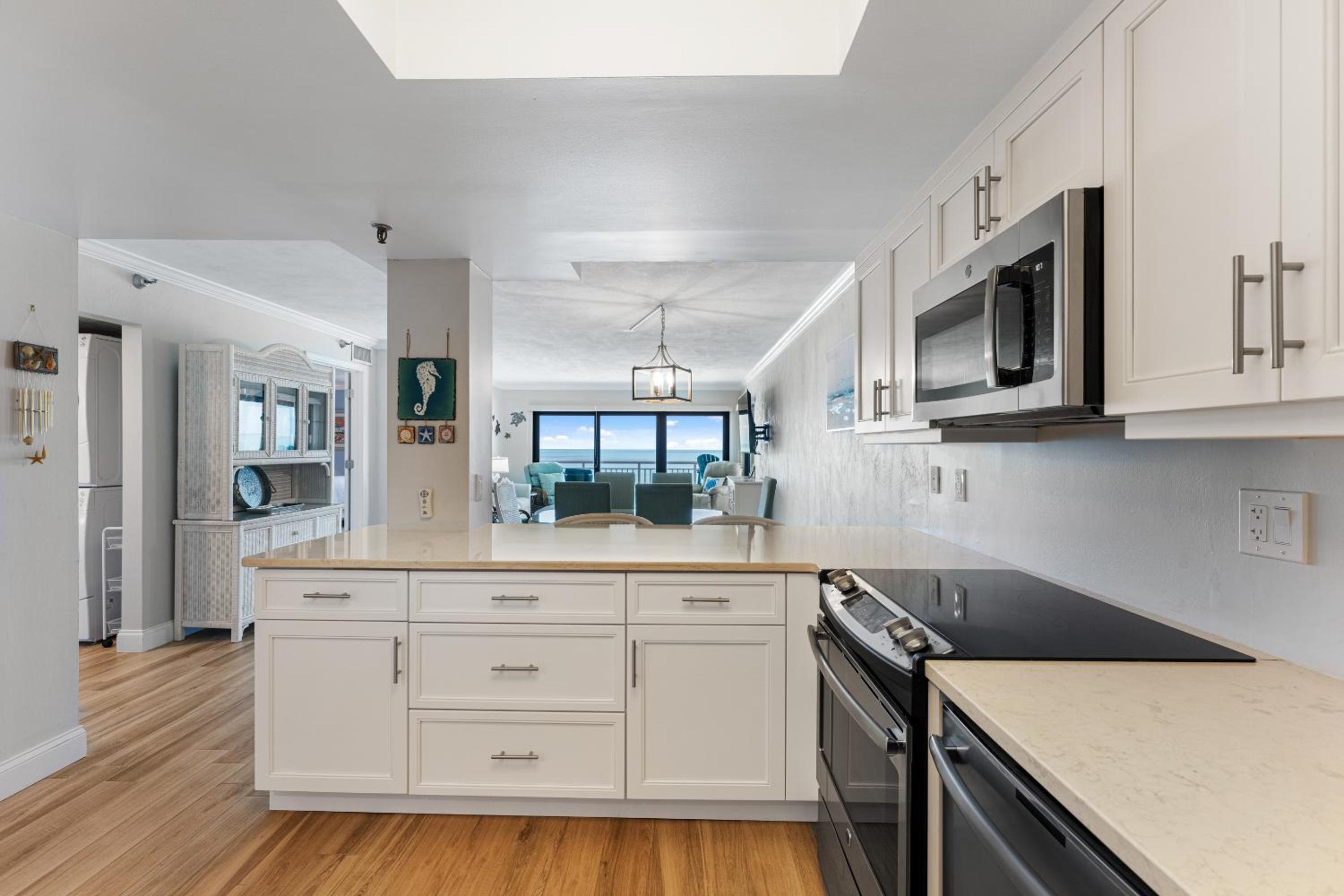 Spectacular beach views! Direct Oceanfront unit on the no-drive beach