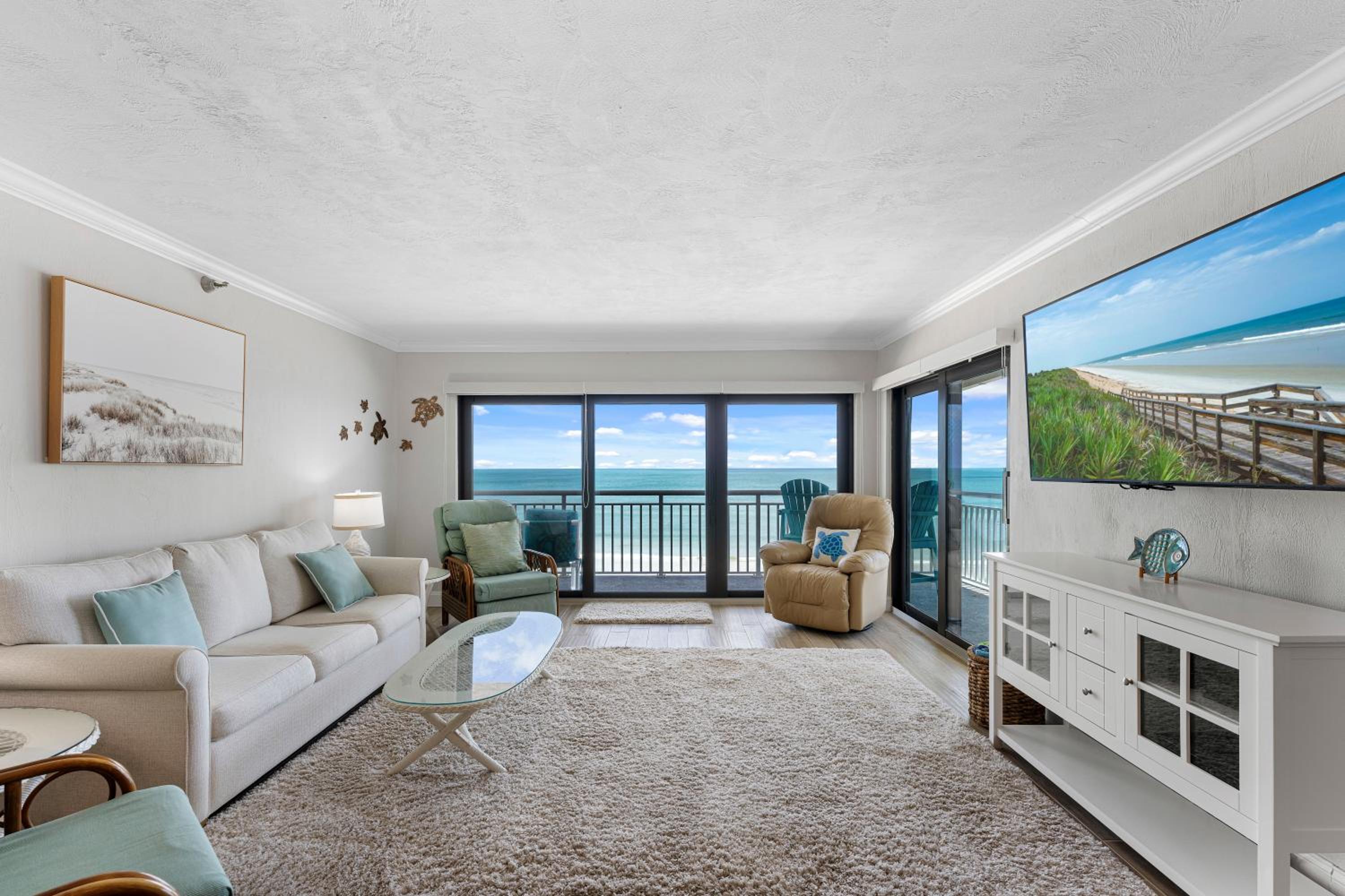 Spectacular beach views! Direct Oceanfront unit on the no-drive beach