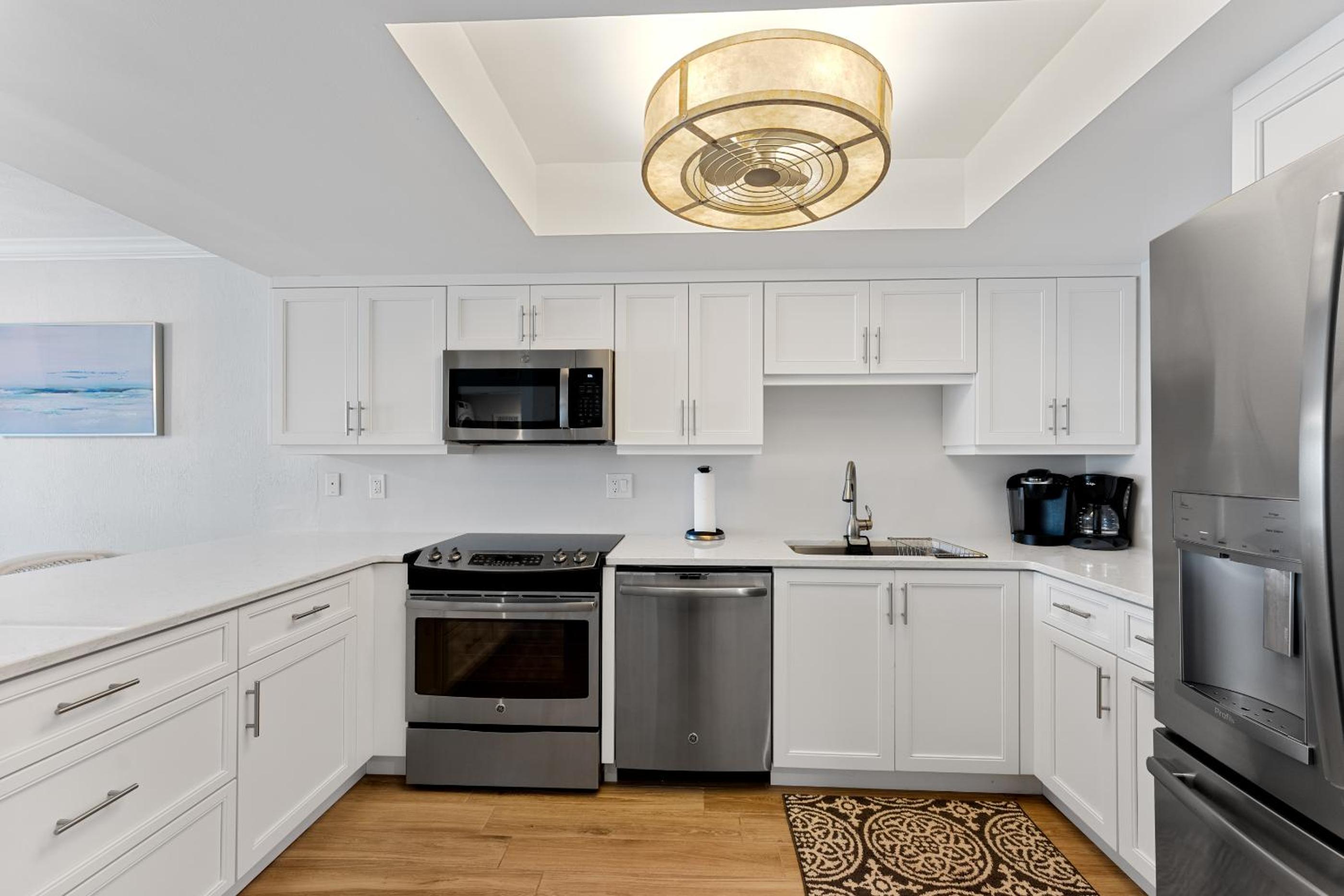 Spectacular beach views! Direct Oceanfront unit on the no-drive beach