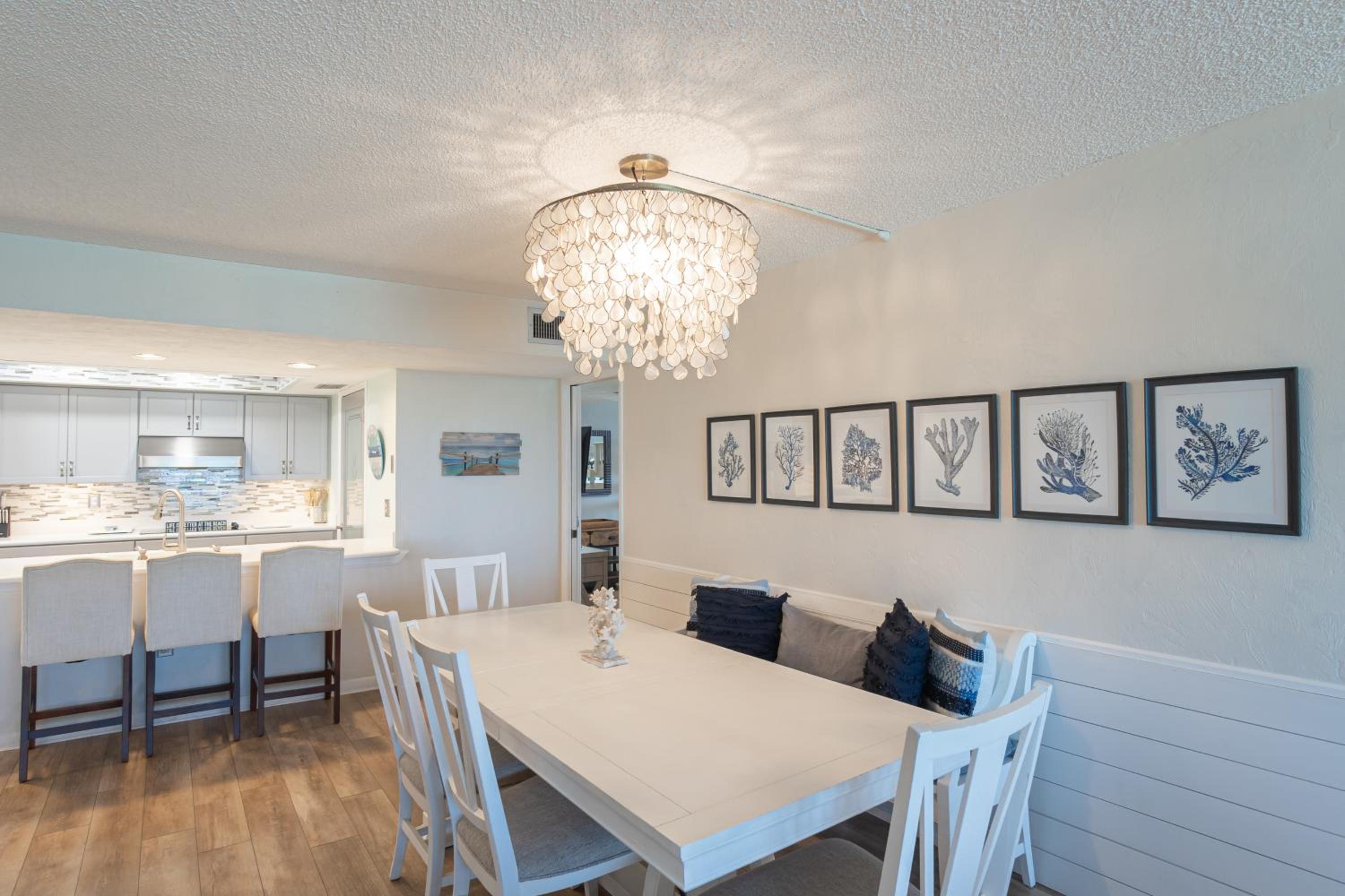 Luxury, Direct Oceanfront Unit and Balcony, Northeast Corner, Heated Pool, Garage Parking