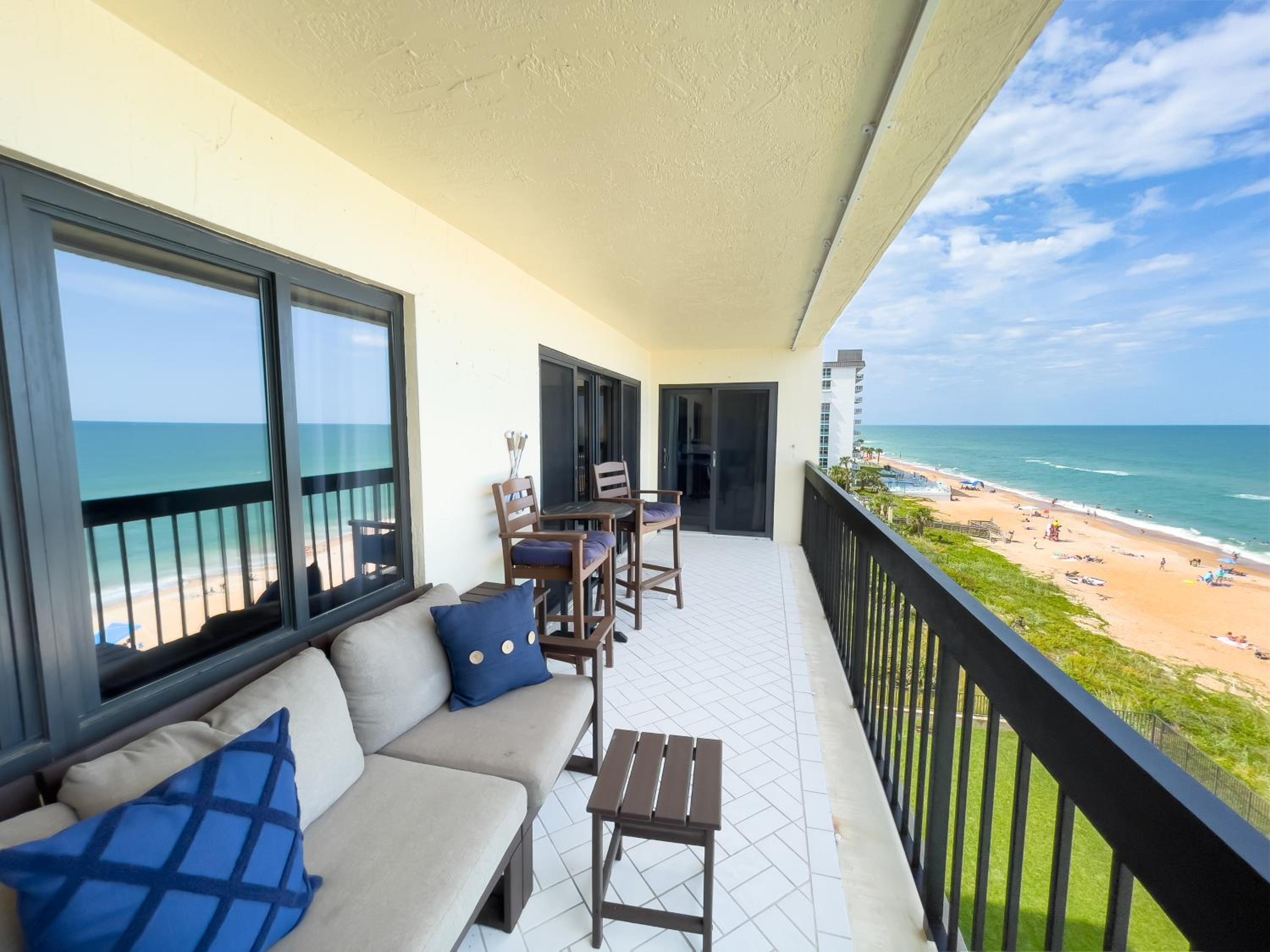 Luxury, Direct Oceanfront Unit and Balcony, Northeast Corner, Heated Pool, Garage Parking