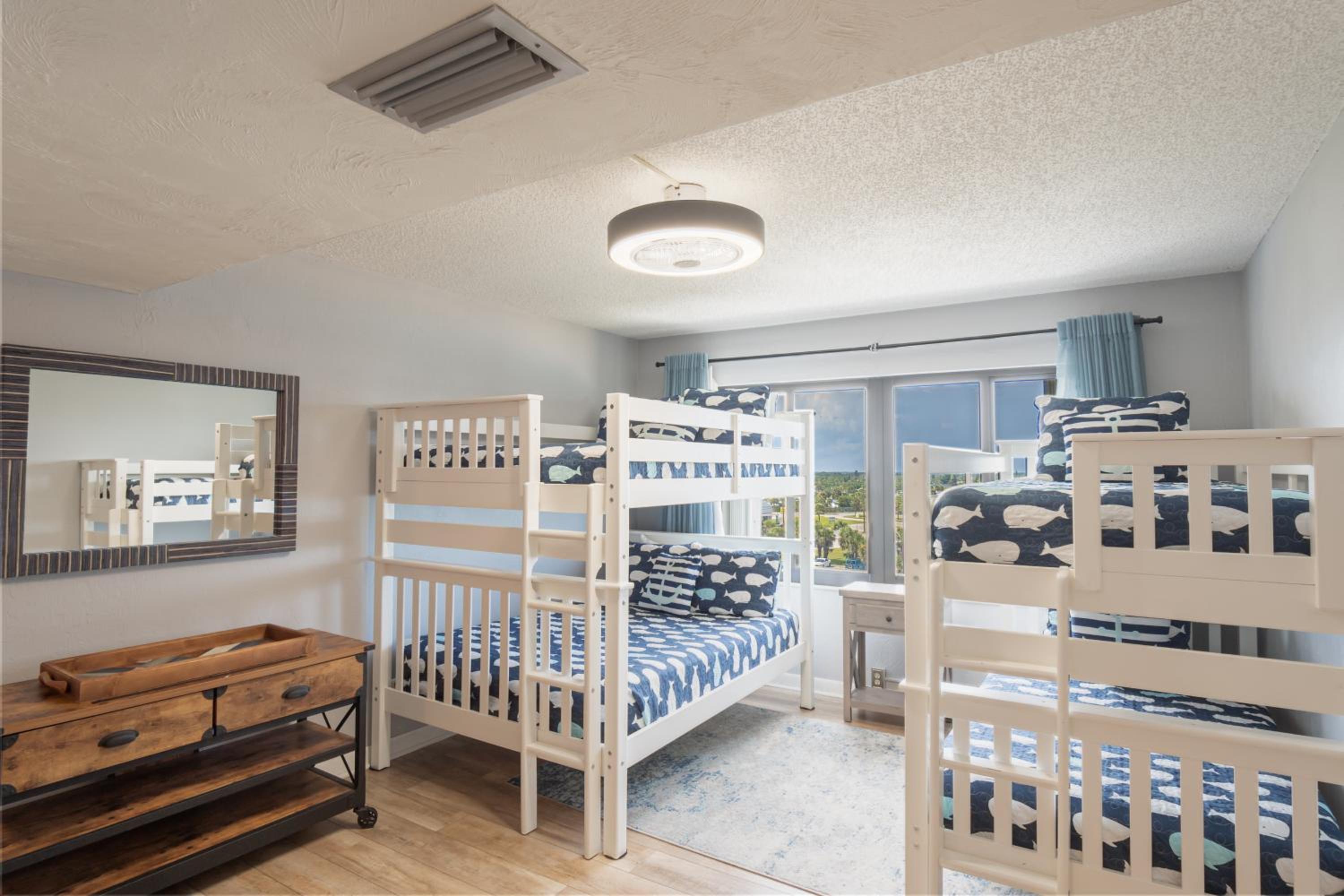 Luxury, Direct Oceanfront Unit and Balcony, Northeast Corner, Heated Pool, Garage Parking