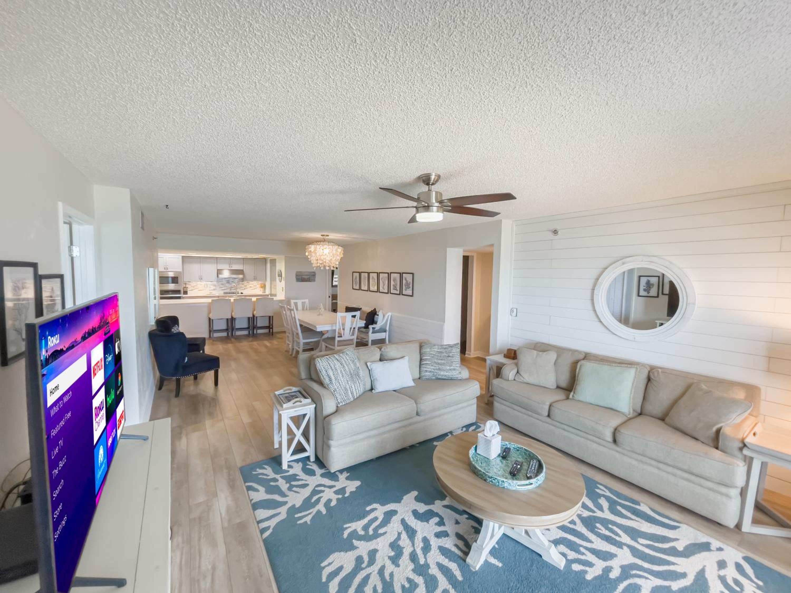 Luxury, Direct Oceanfront Unit and Balcony, Northeast Corner, Heated Pool, Garage Parking
