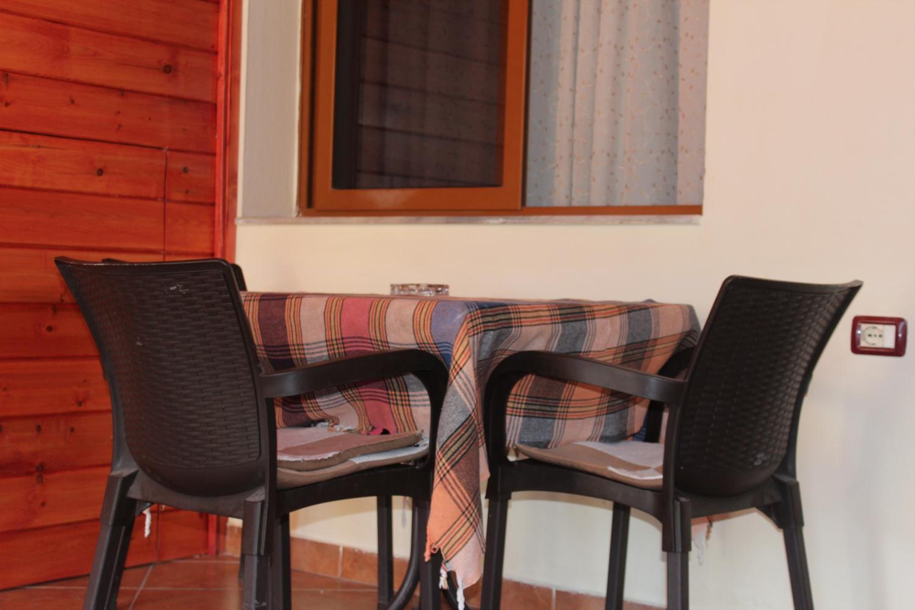Xhejms Apartaments