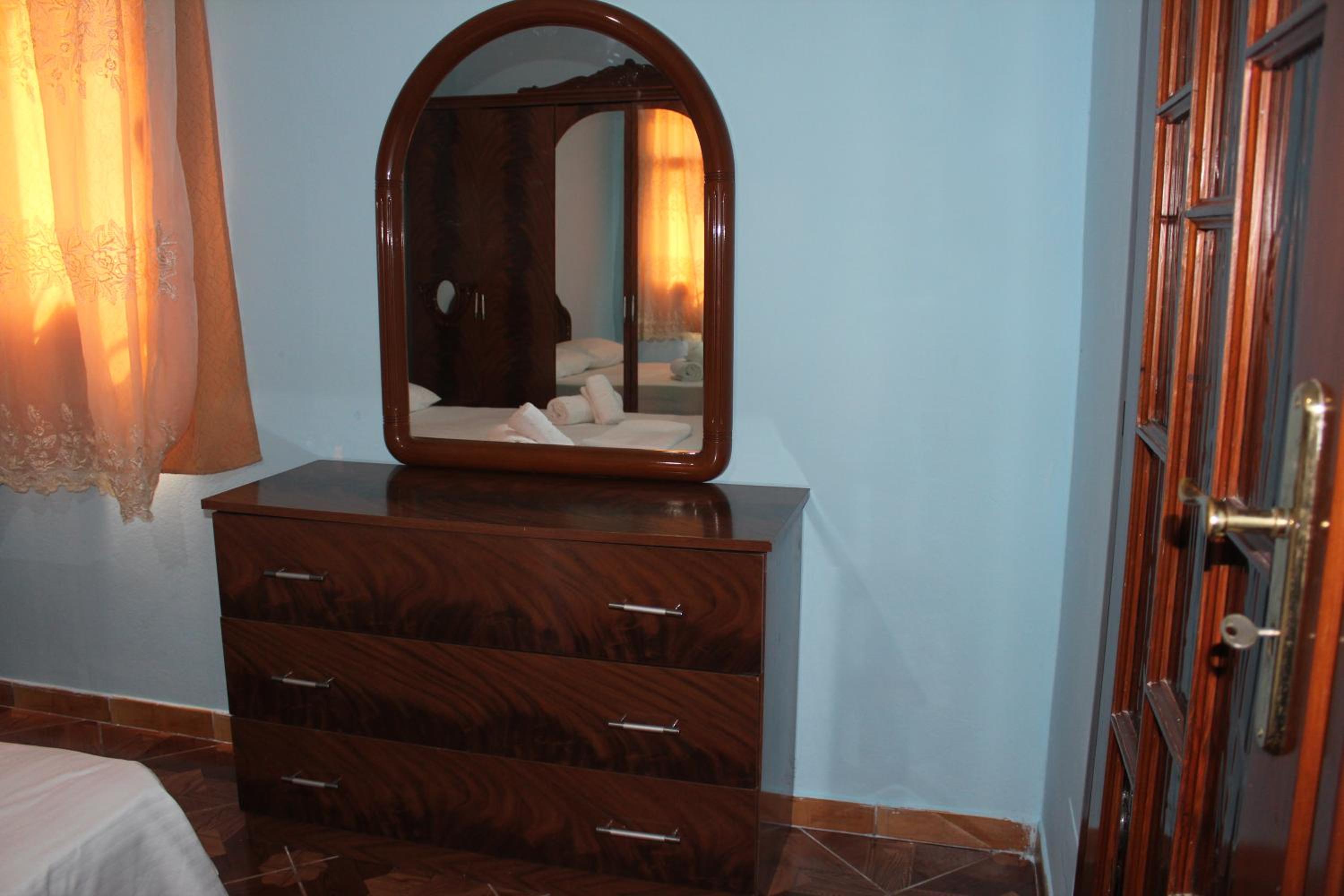 Xhejms Apartaments