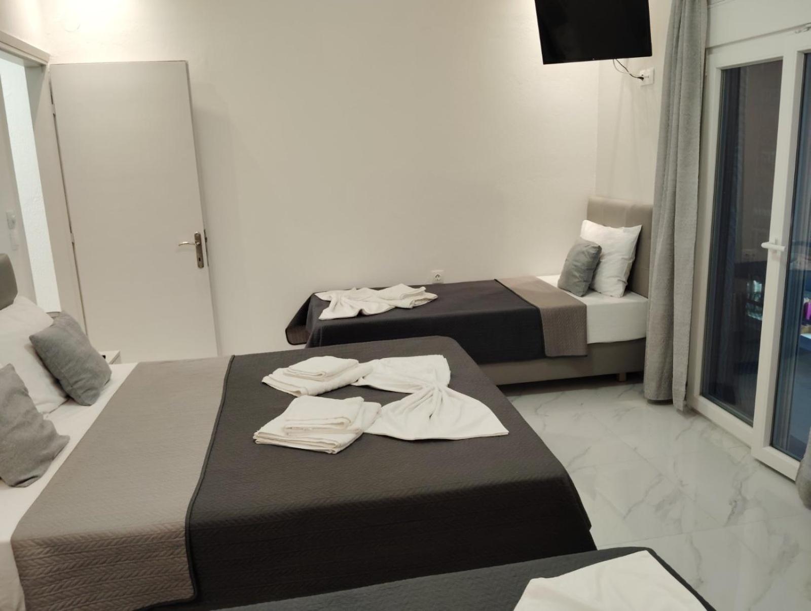Gold Sand Apartments