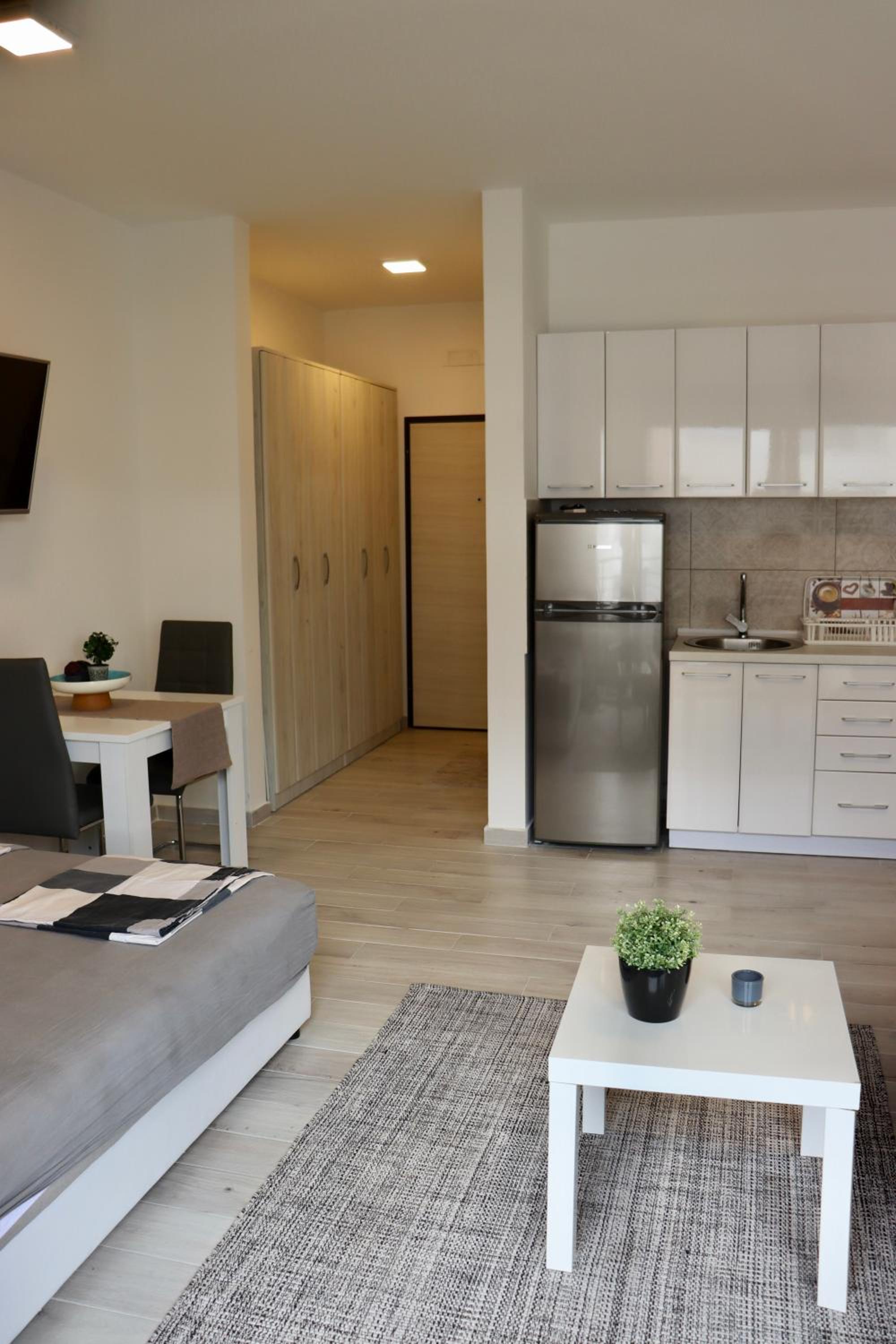 Jugo Apartment