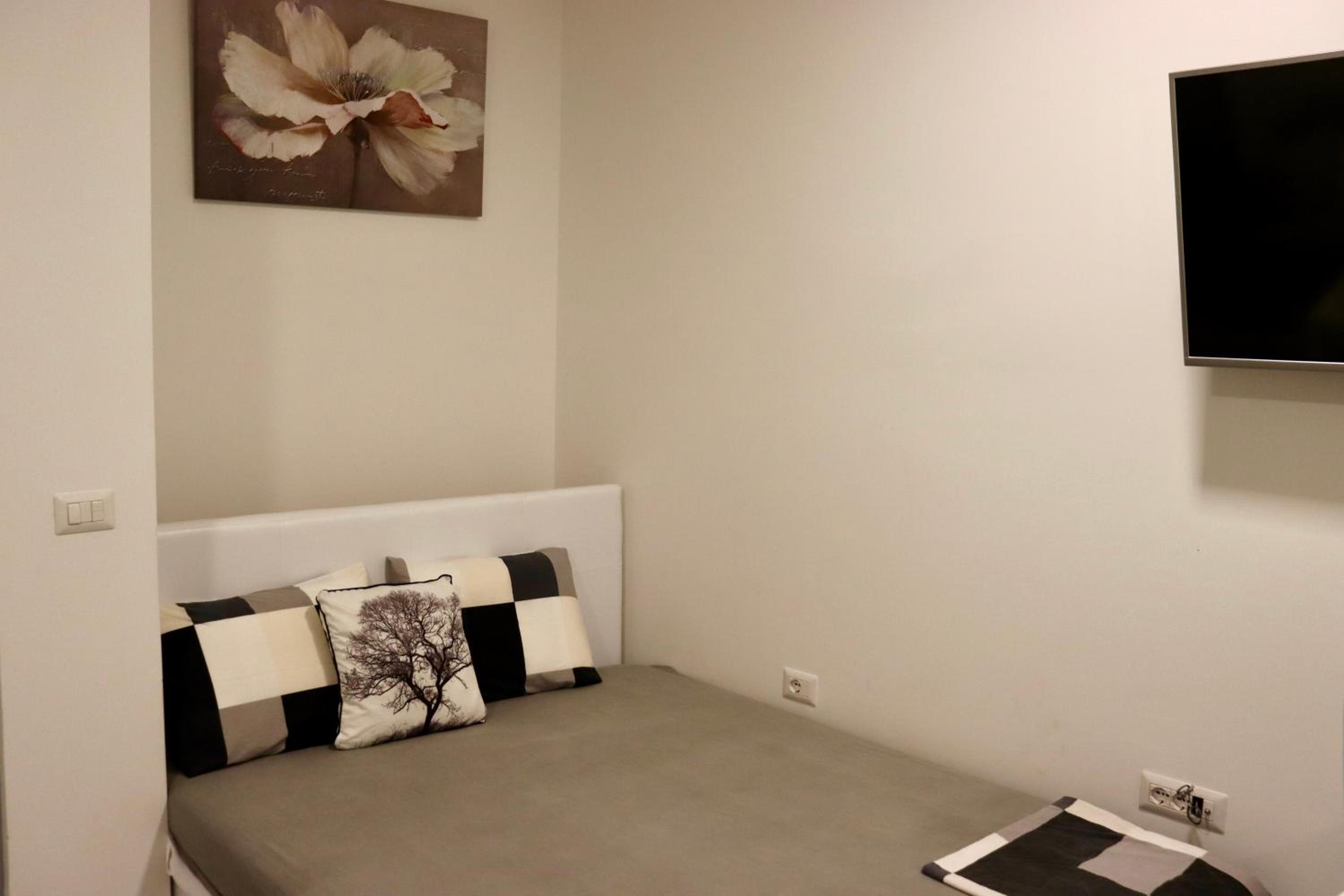 Jugo Apartment
