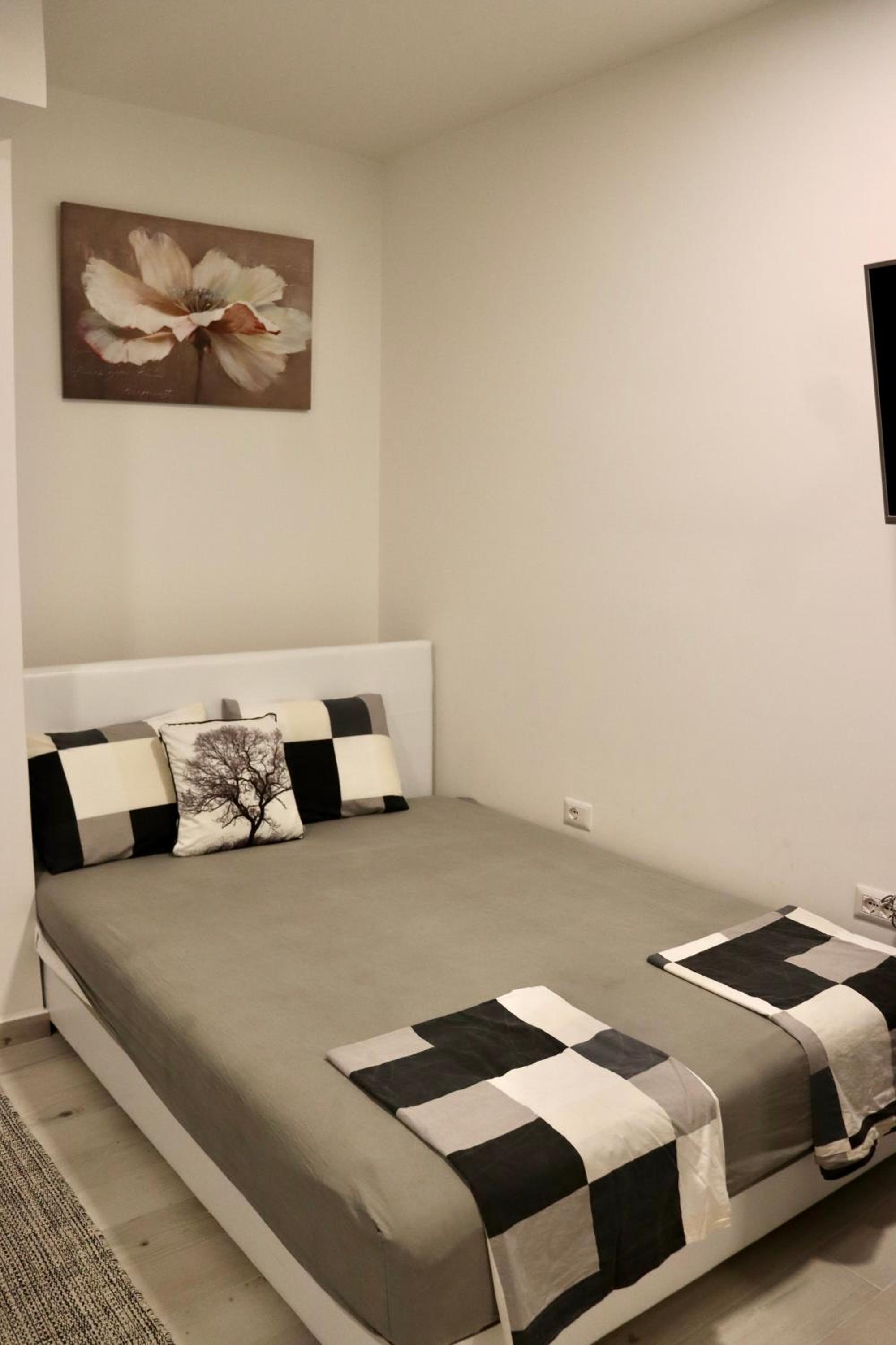 Jugo Apartment