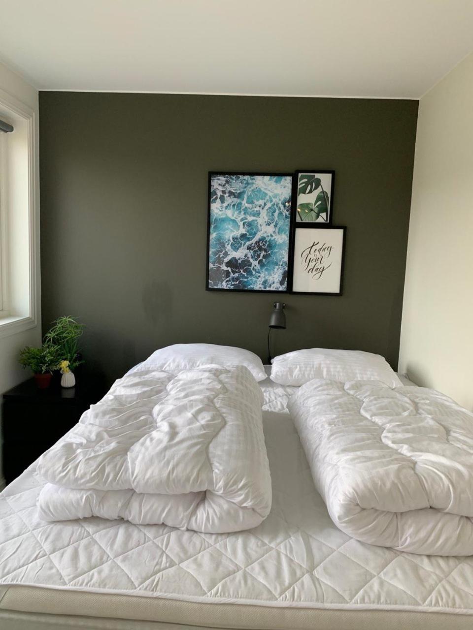 Seaside cottage with hot tub and sauna sleeps 11 view 5