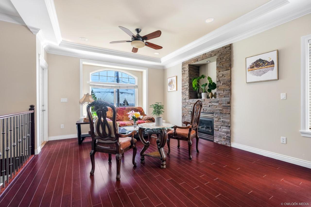 Cozy Share Home 3BD Suite in Coquitlam