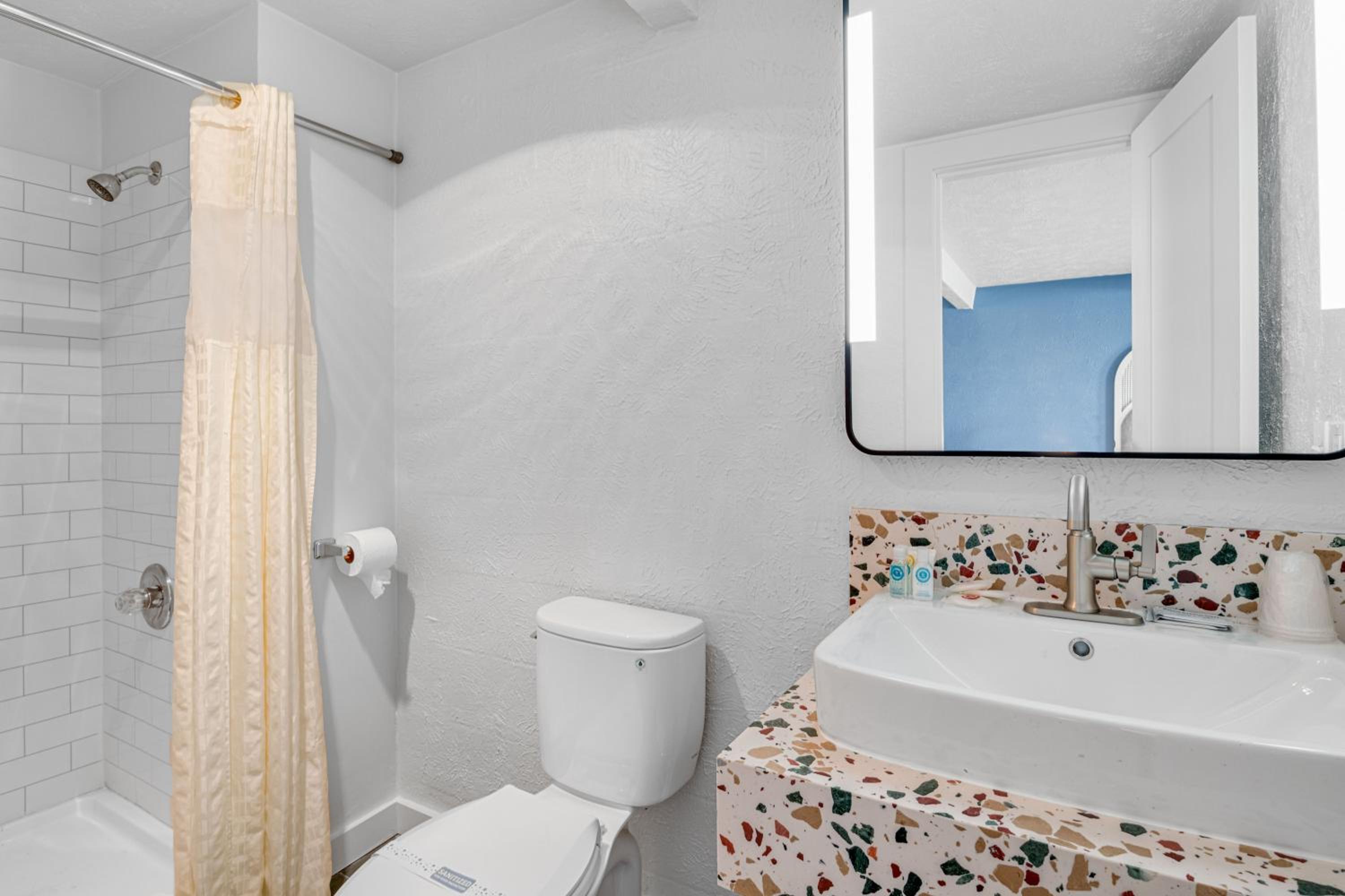 Seagull Beachfront Inn