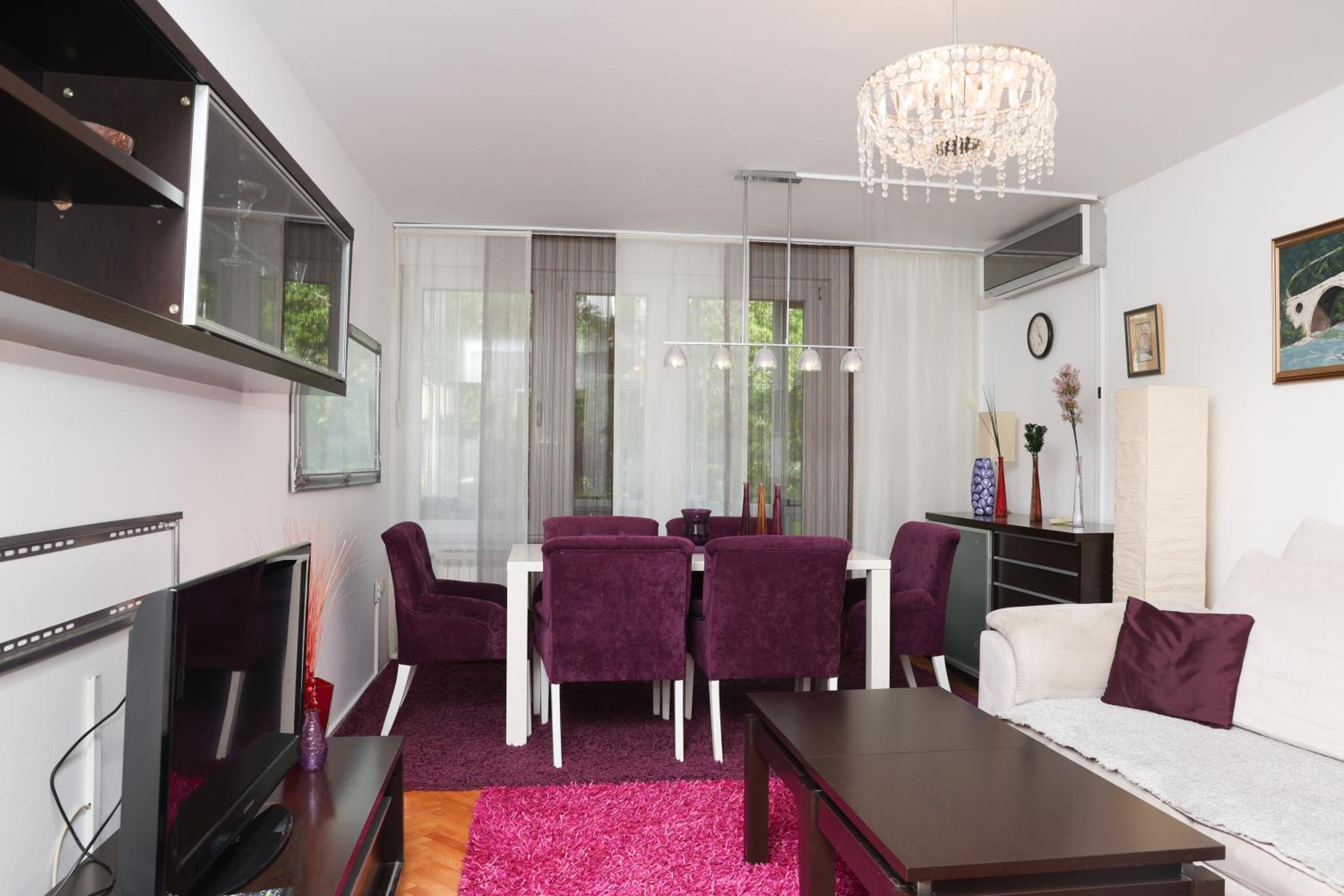 DEMEI