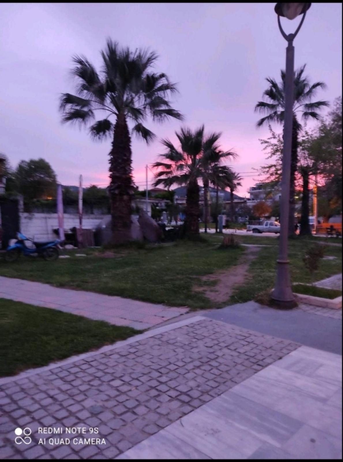 Sunrise Suite Olympiada - Luxury Beachfront Escape