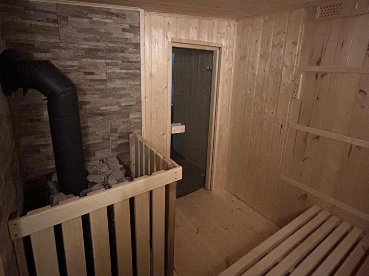 Photo 19