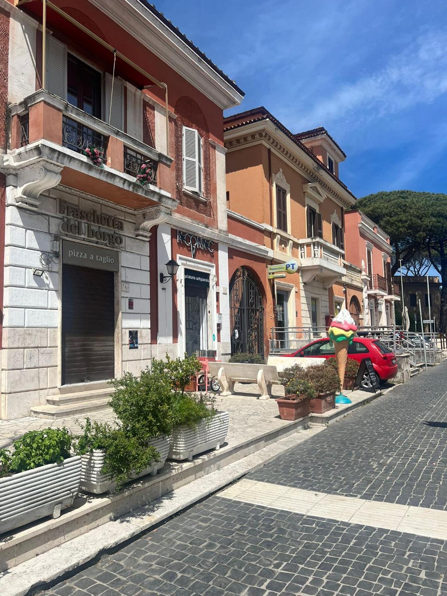 Airport FCO, Ostia antica - Livio's home view 3