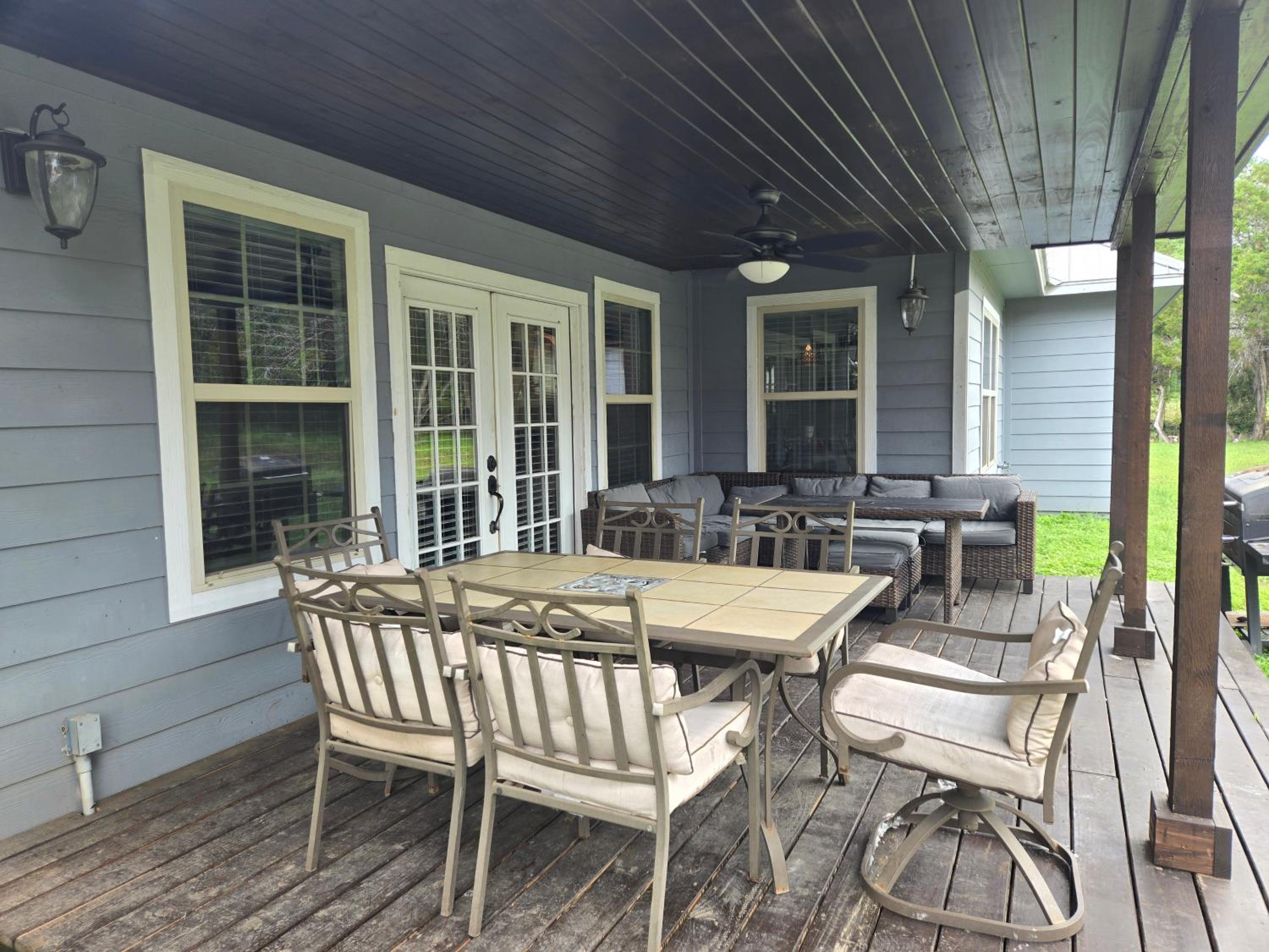 Lakeview Luxury