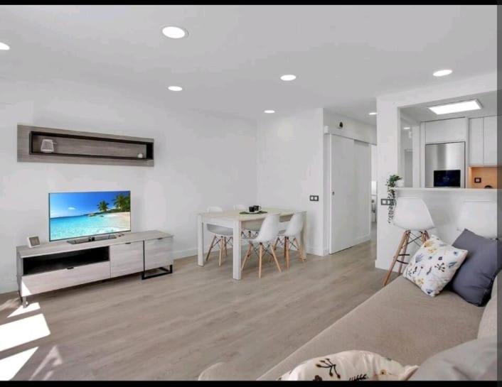 Kay Arenal exclusiva vivienda en playa de Corralejo