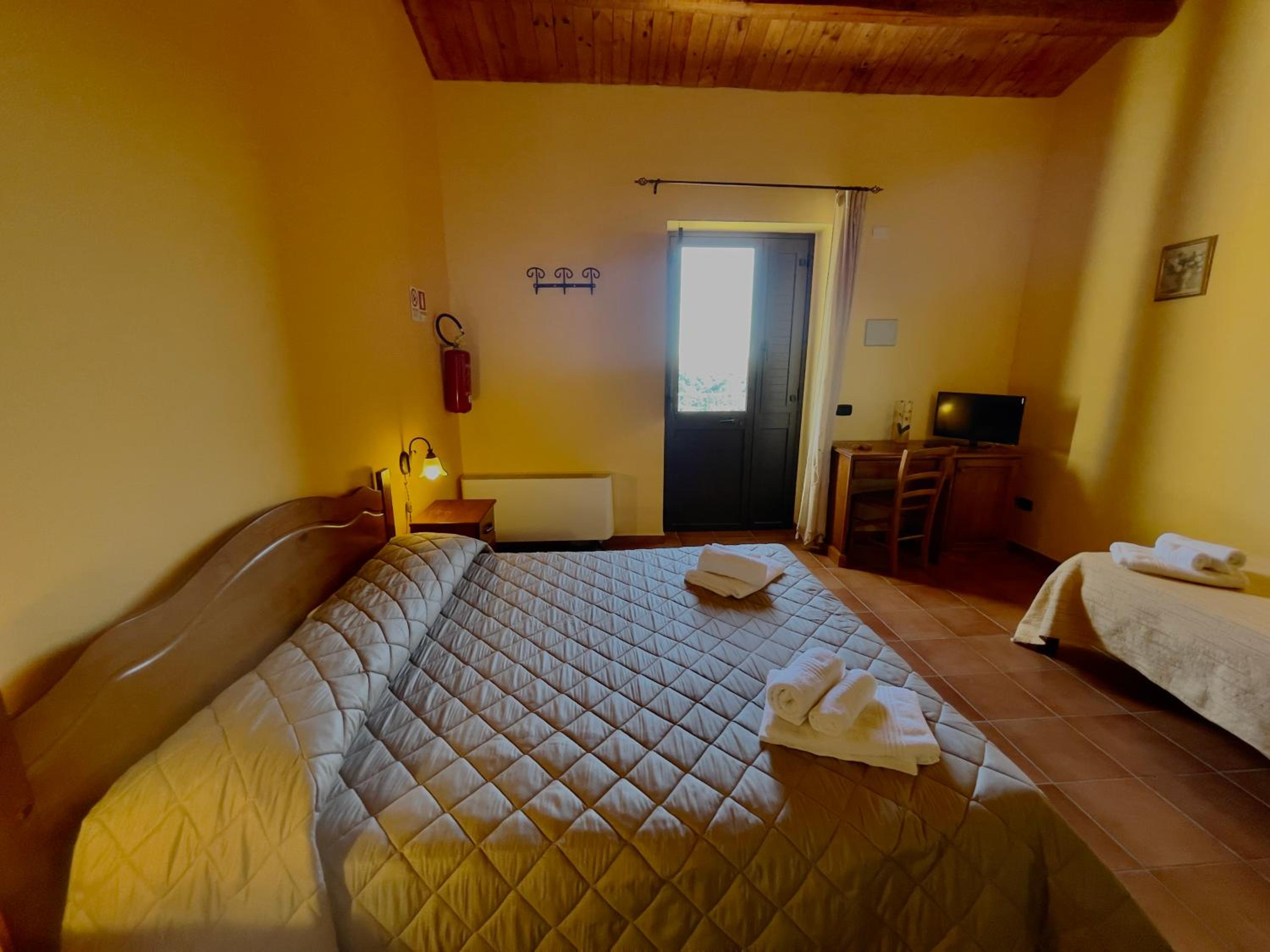 Agriturismo Russa Belladonna view 4