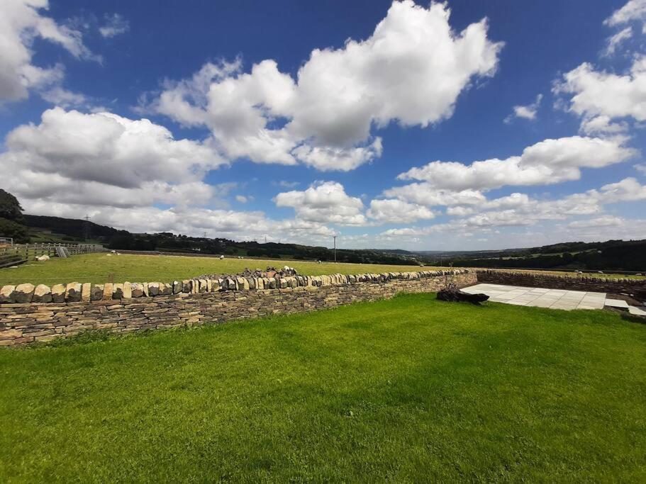 Beautiful countryside cottage, sleeps 6, dogs welcome