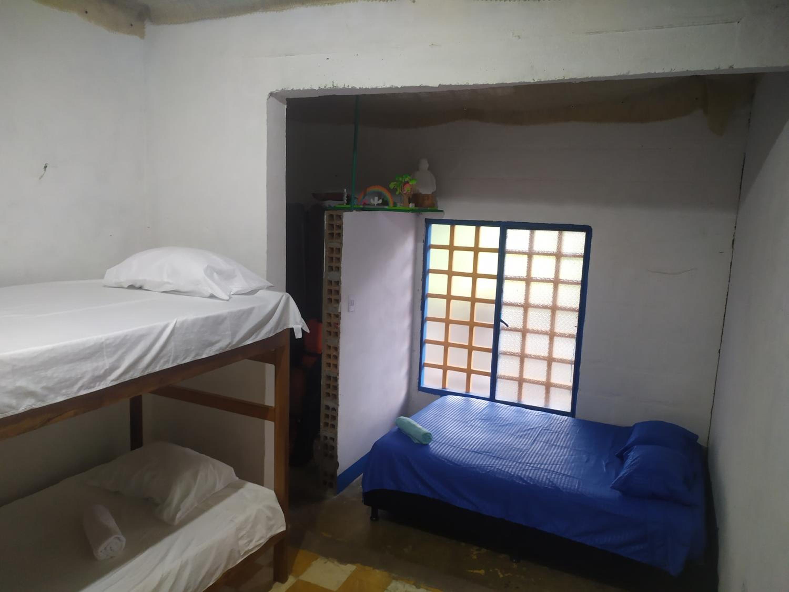 Clandestino Hostal