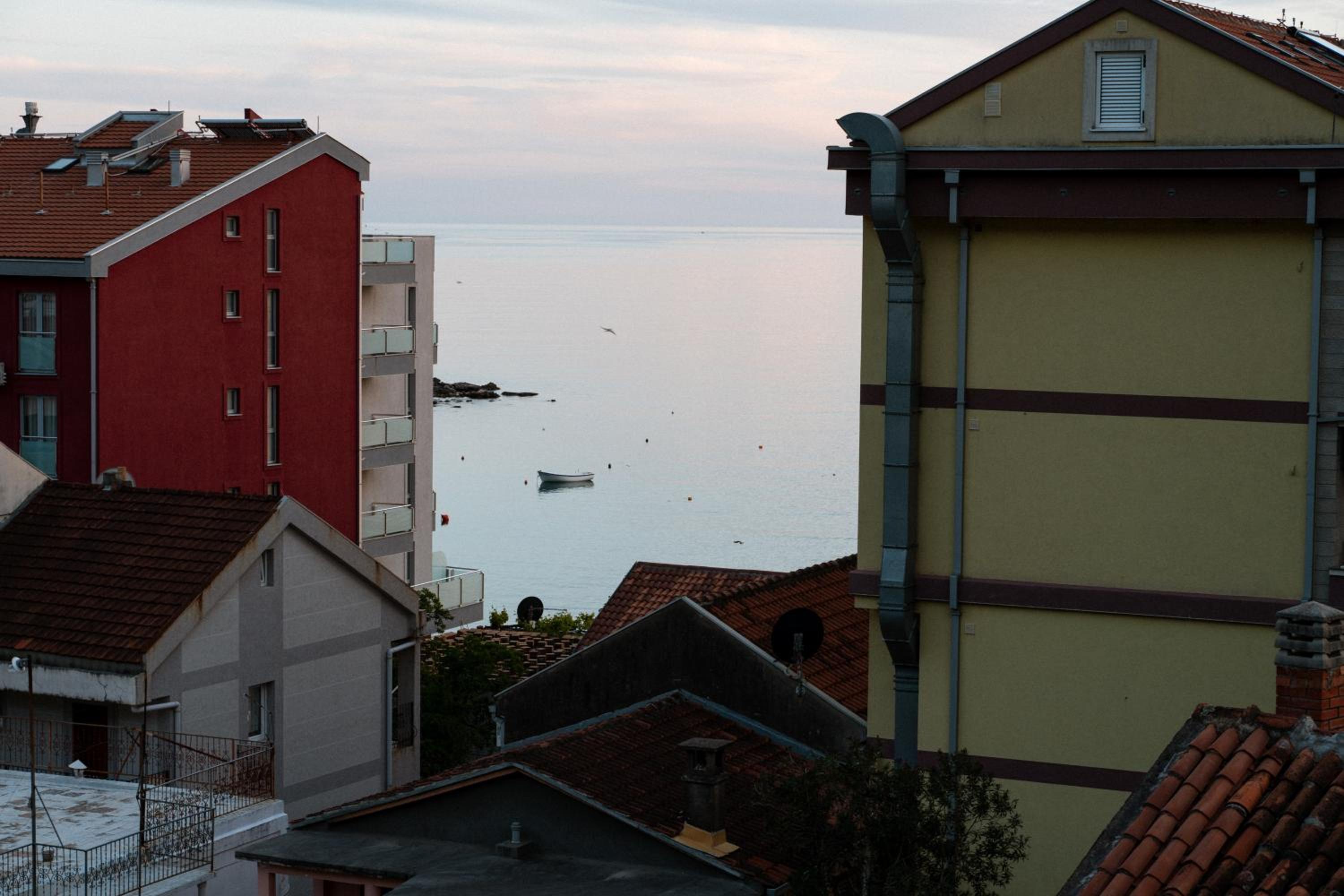 Historic Seafront Family Villa