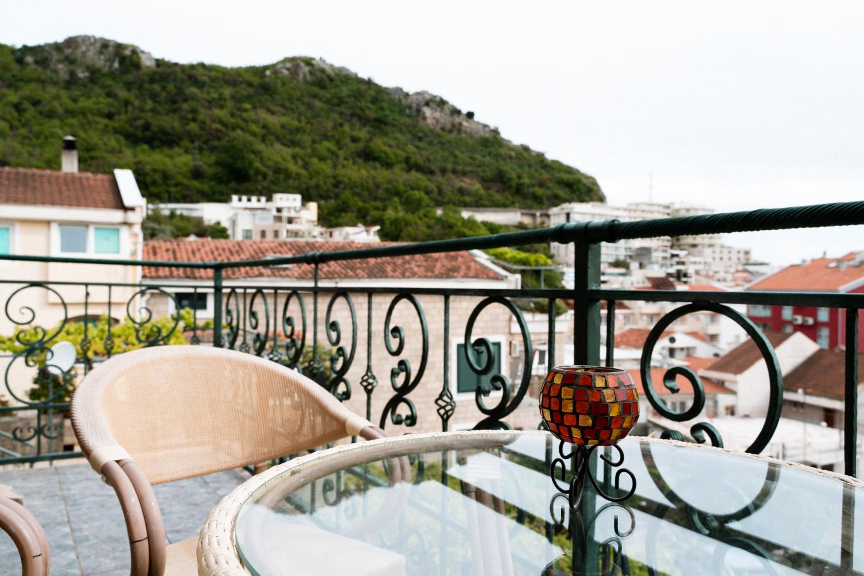 Historic Seafront Family Villa