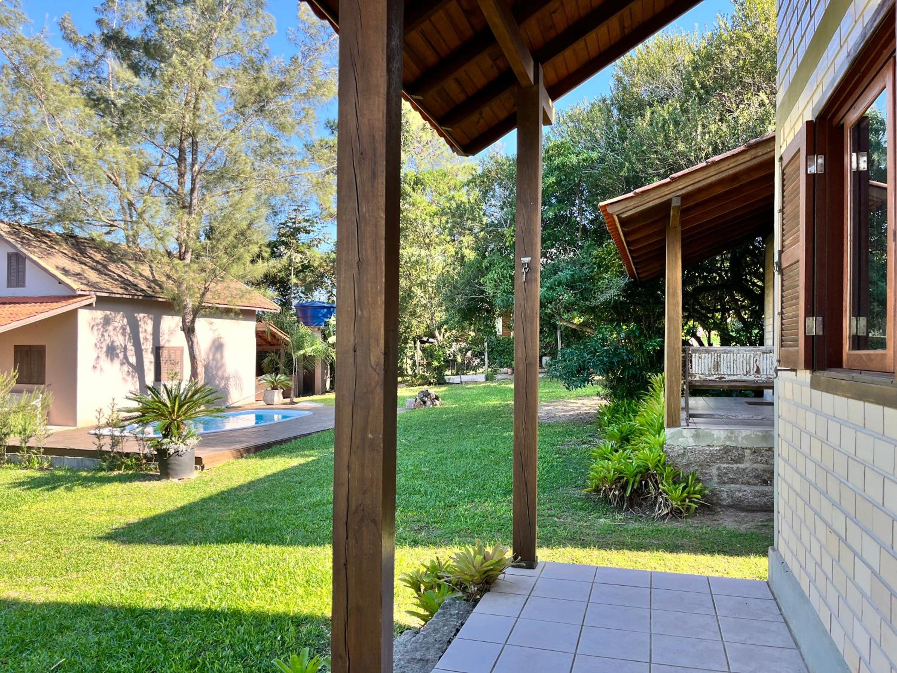 Rosa Olas Cabanas