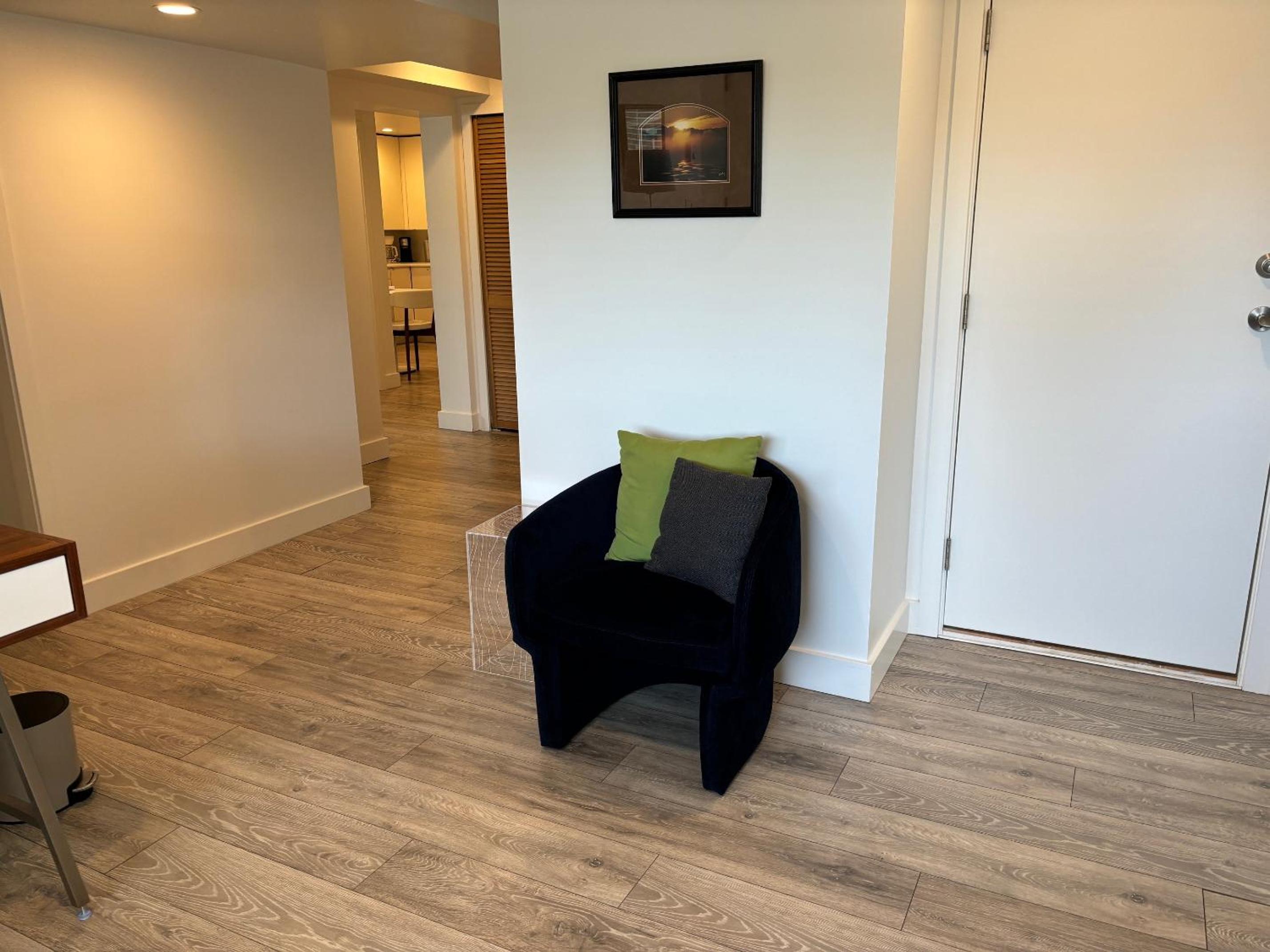 Large 2 bedroom private suite !