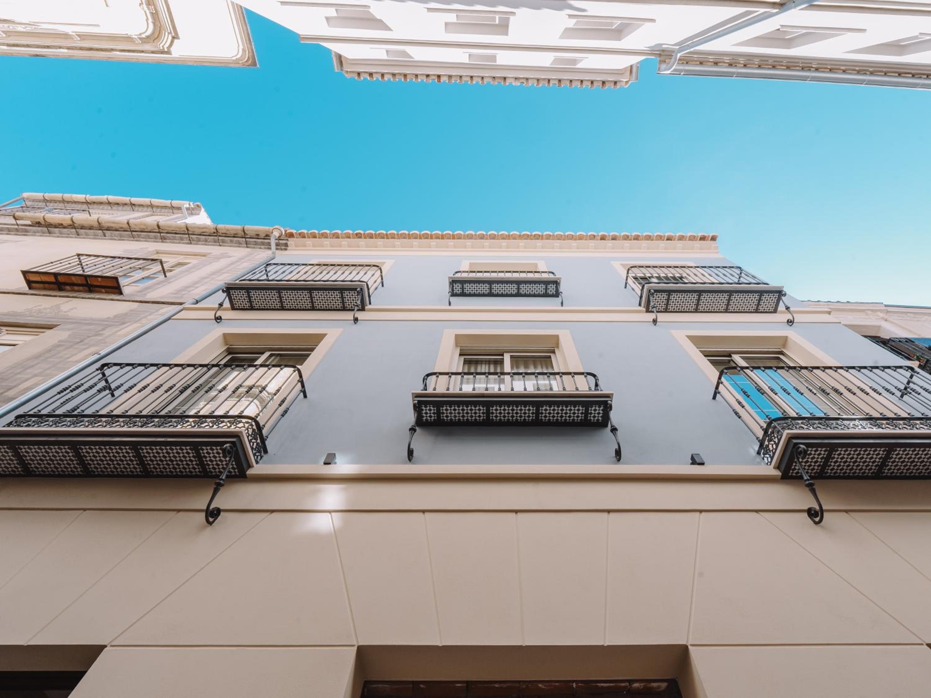 Carmen Suites