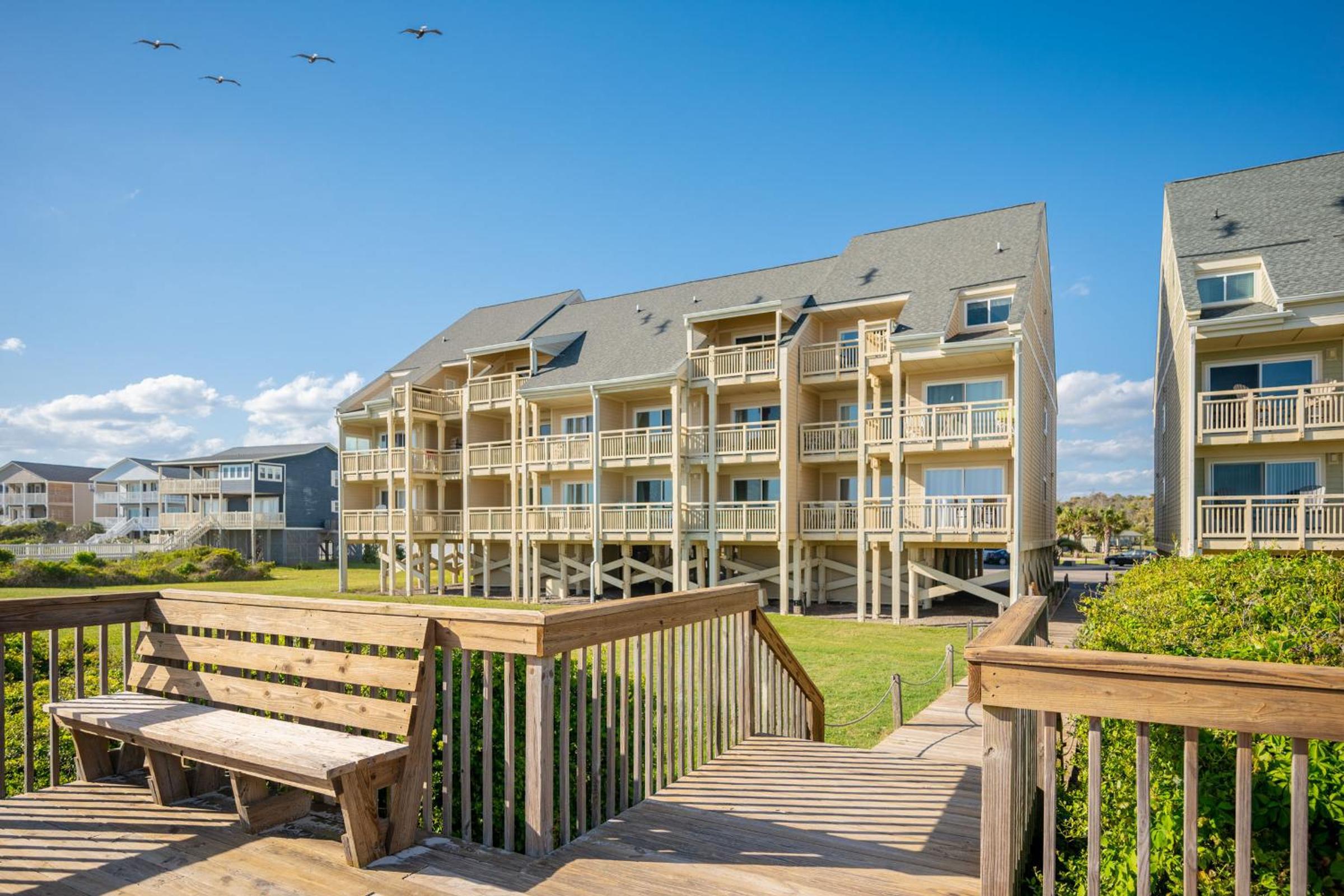 Cloud Nine by Oak Island Accommodations