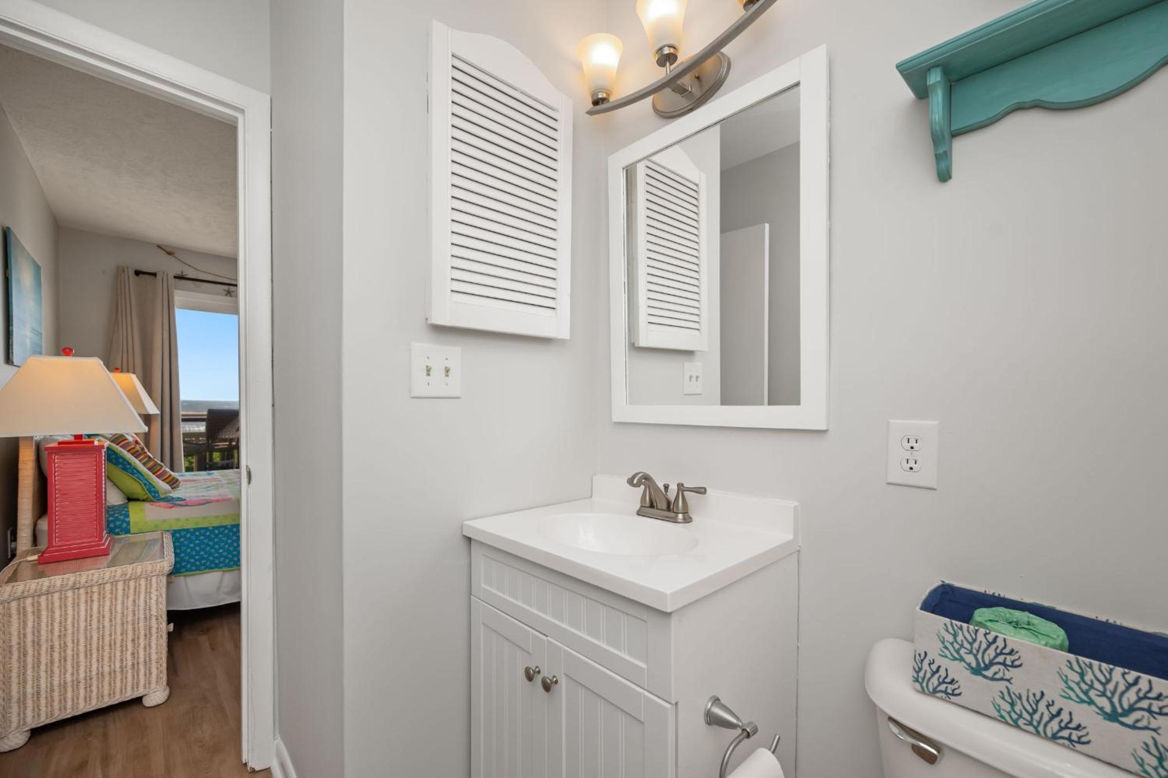 Cloud Nine by Oak Island Accommodations