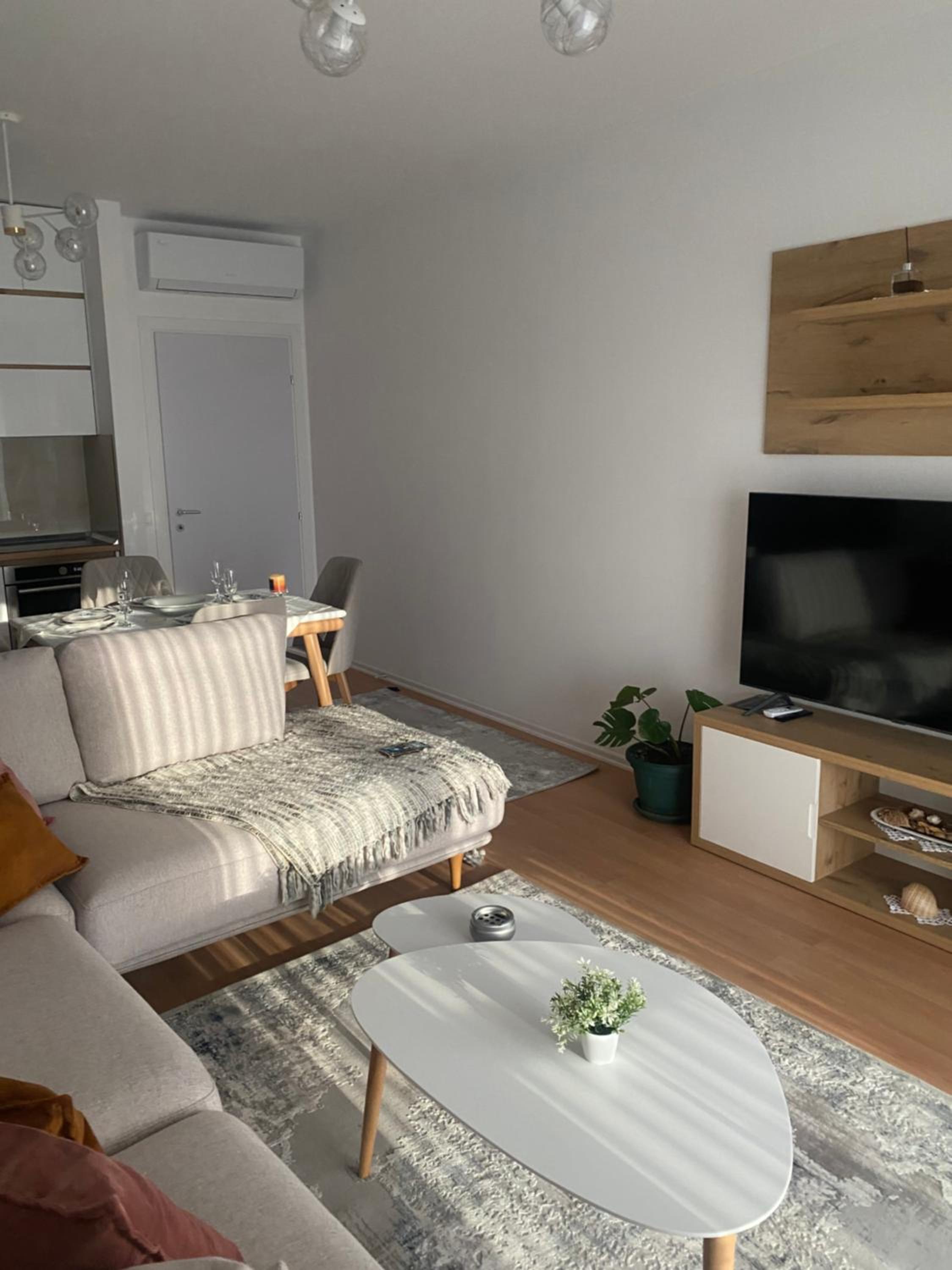 Neri’s Apartment