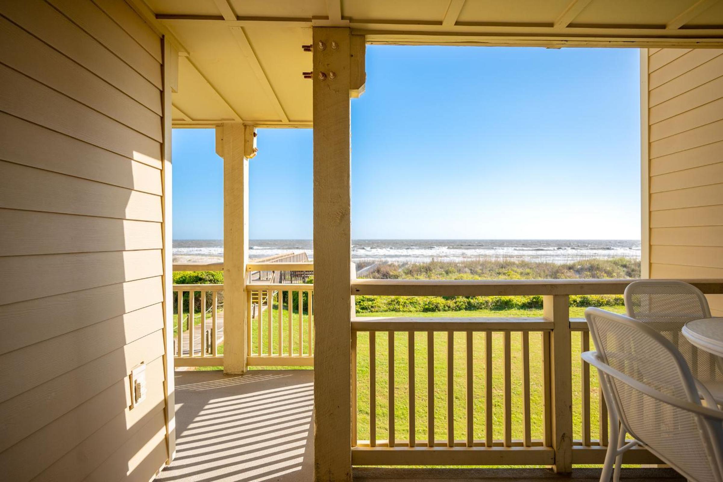 Cloud Nine by Oak Island Accommodations
