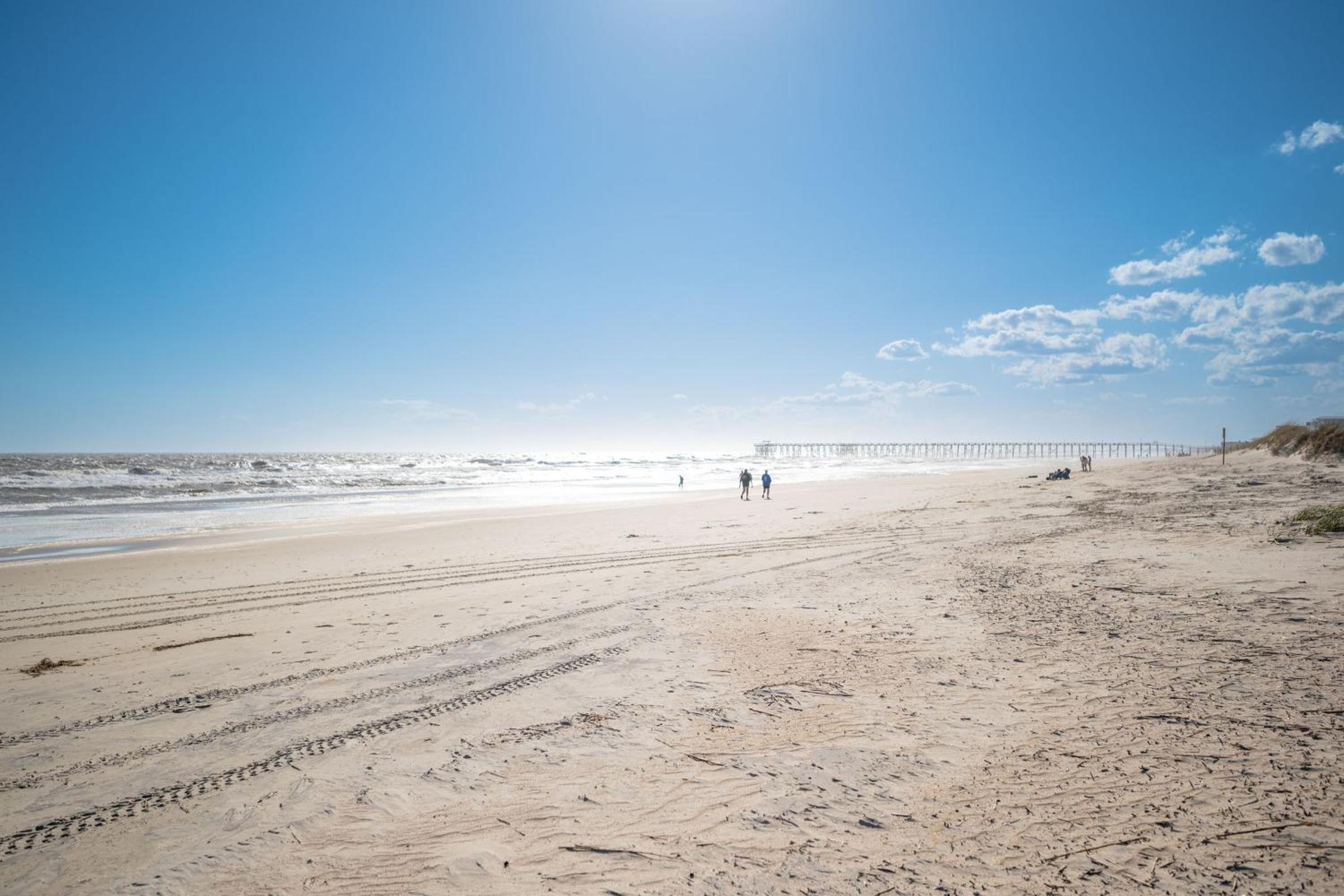 Cloud Nine by Oak Island Accommodations