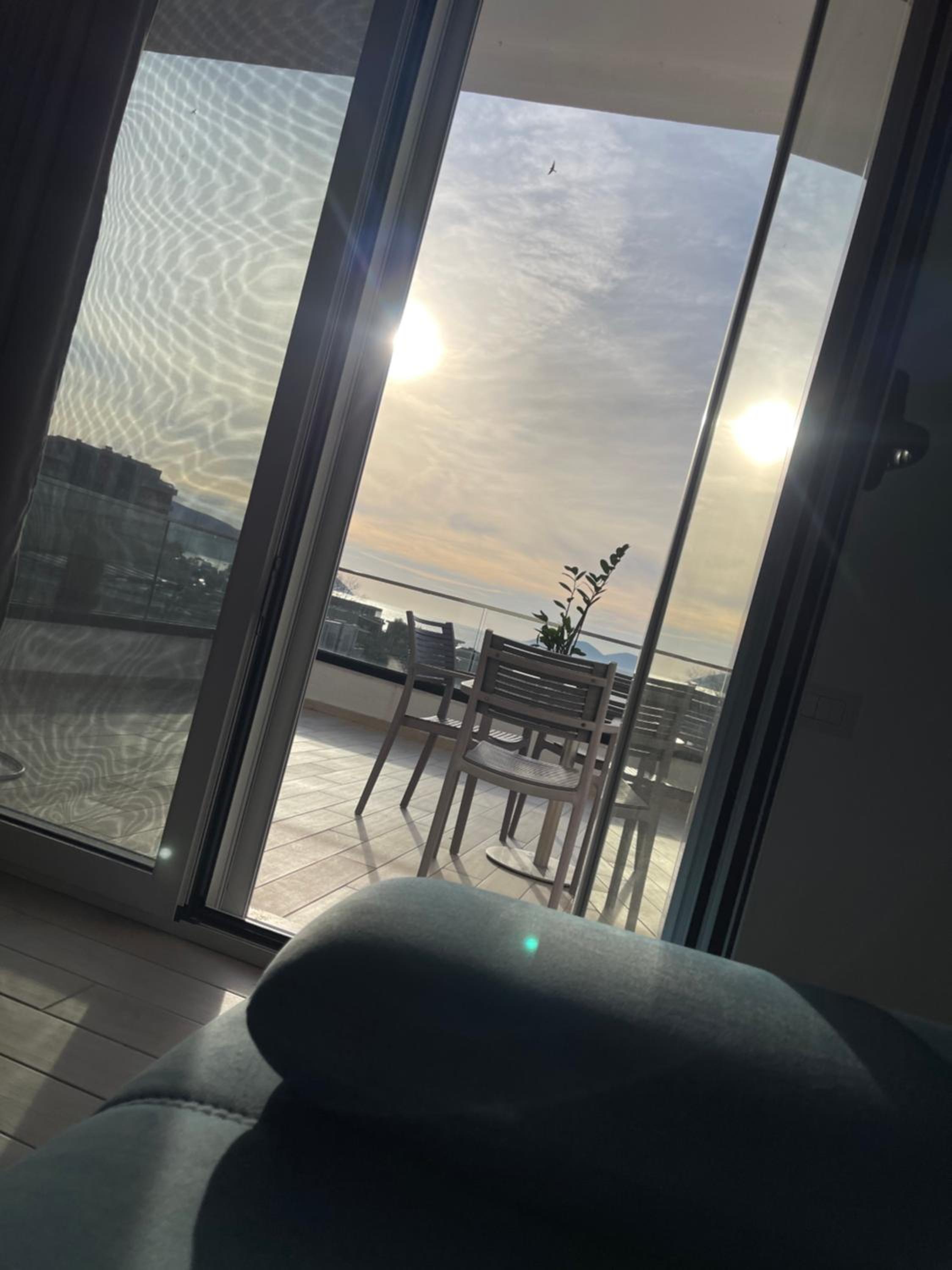 Perla Luxury Apartment - Private Patio & Parking