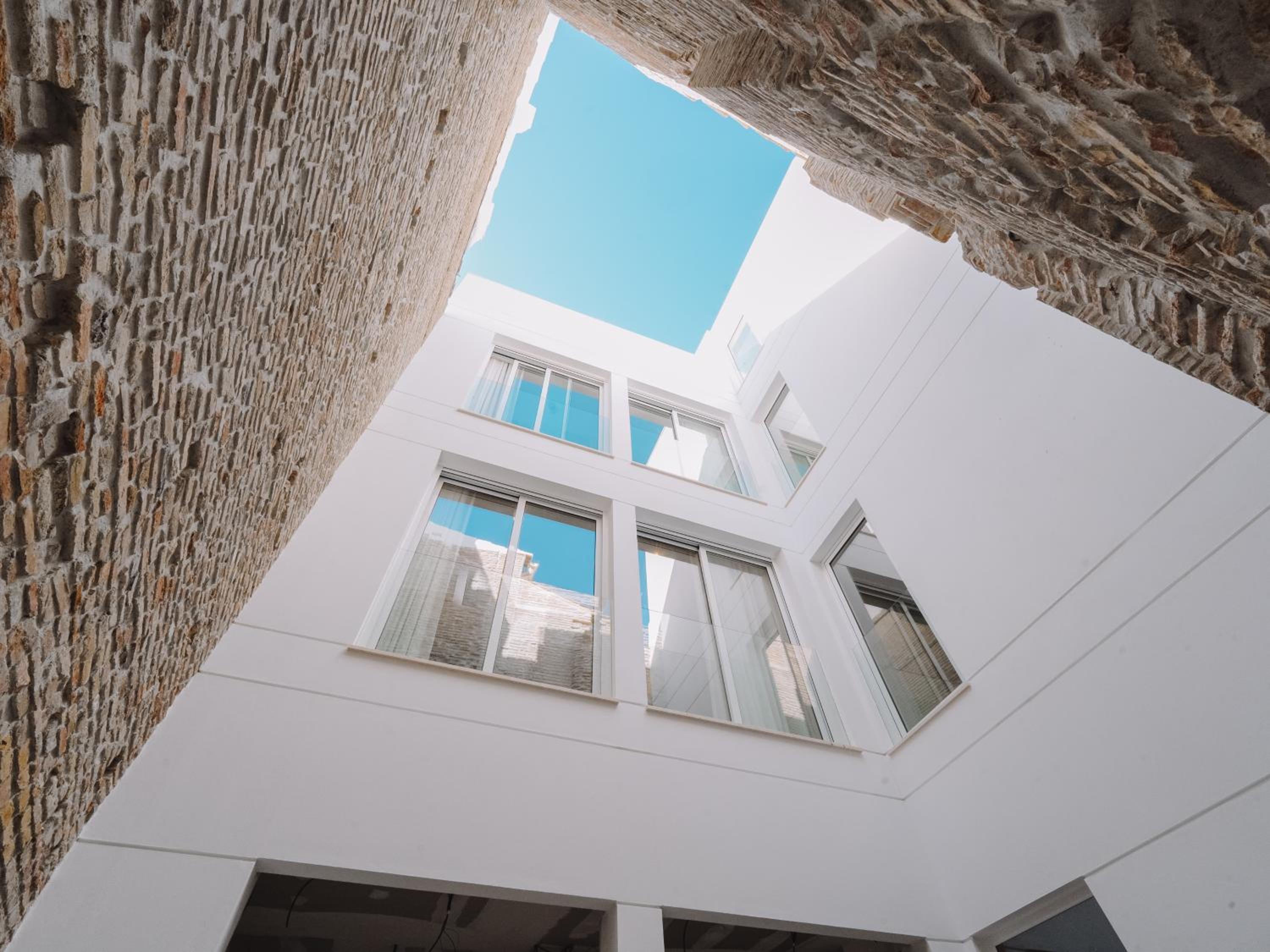 Carmen Suites