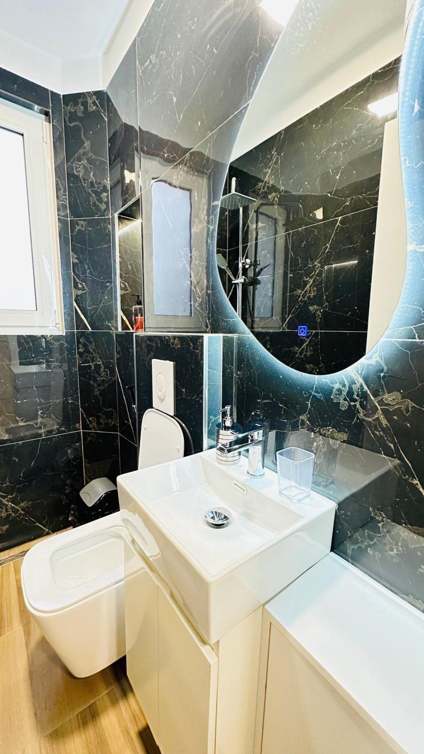 Luxurious Central Stay - Self Check-in