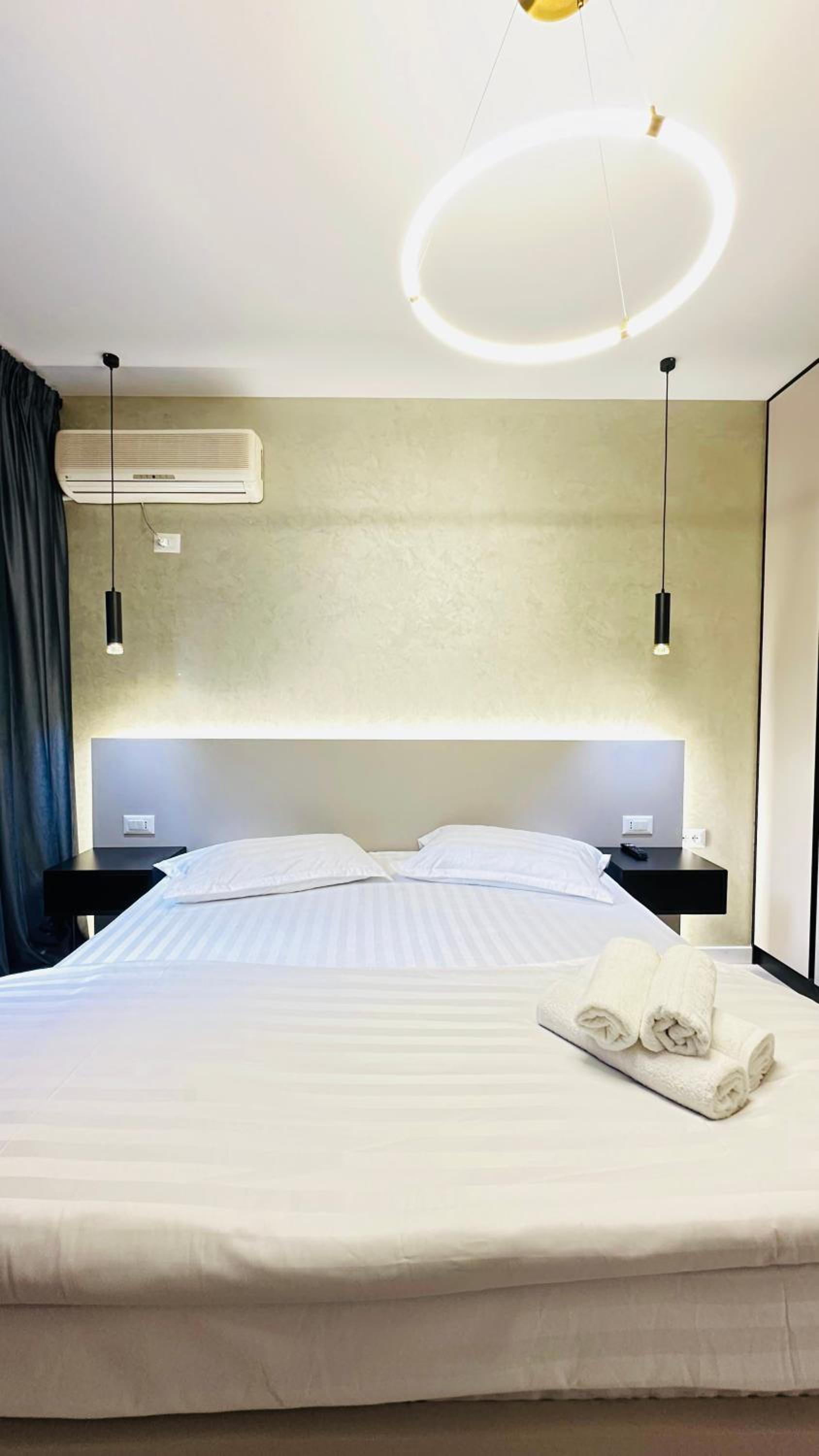 Luxurious Central Stay - Self Check-in
