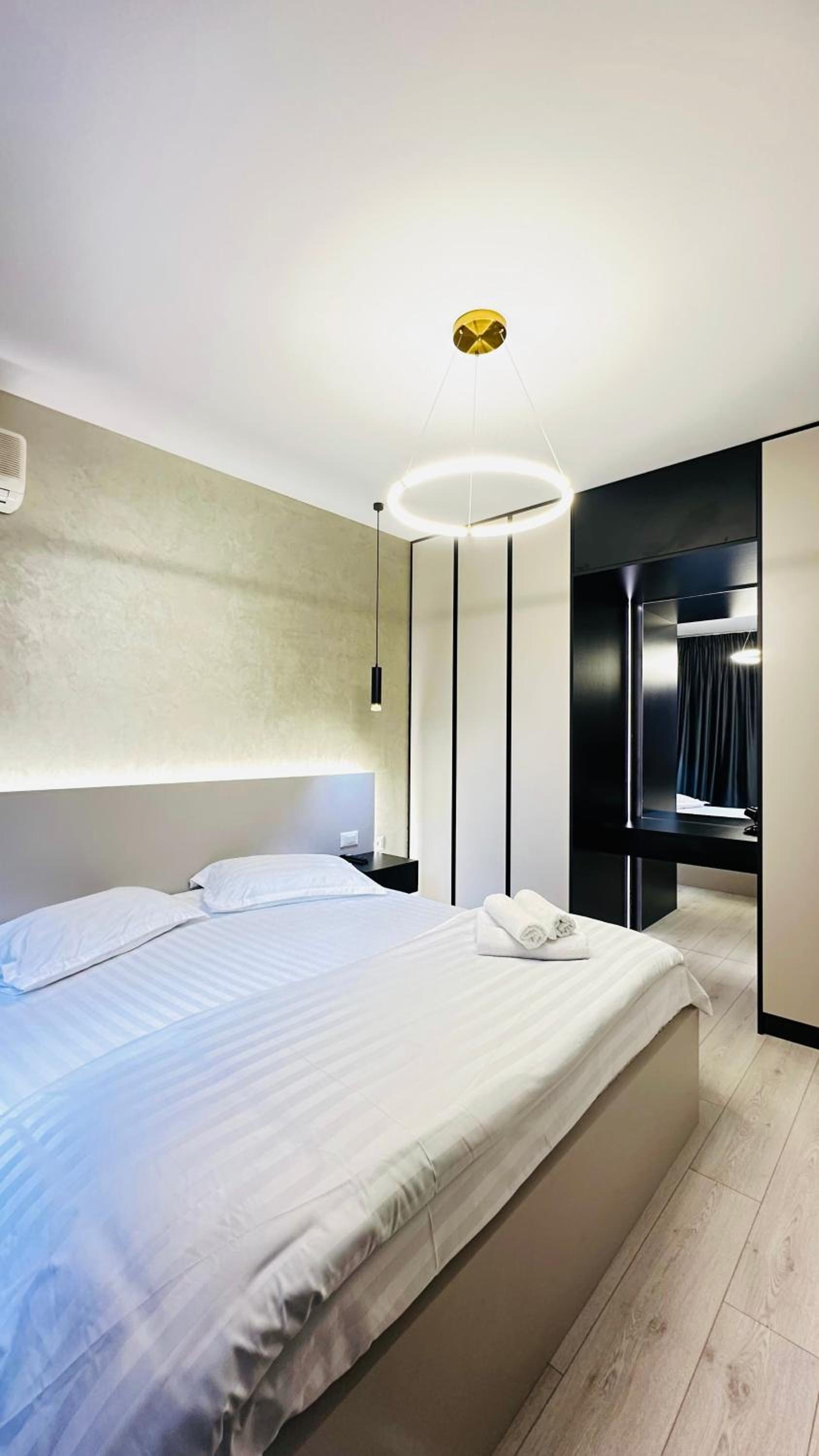 Luxurious Central Stay - Self Check-in
