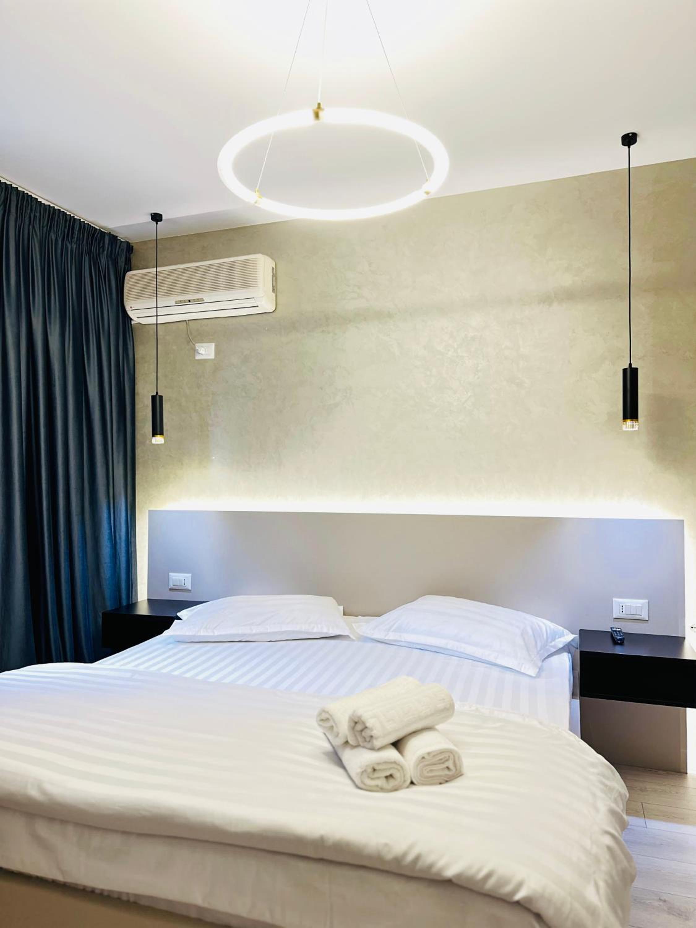 Luxurious Central Stay - Self Check-in
