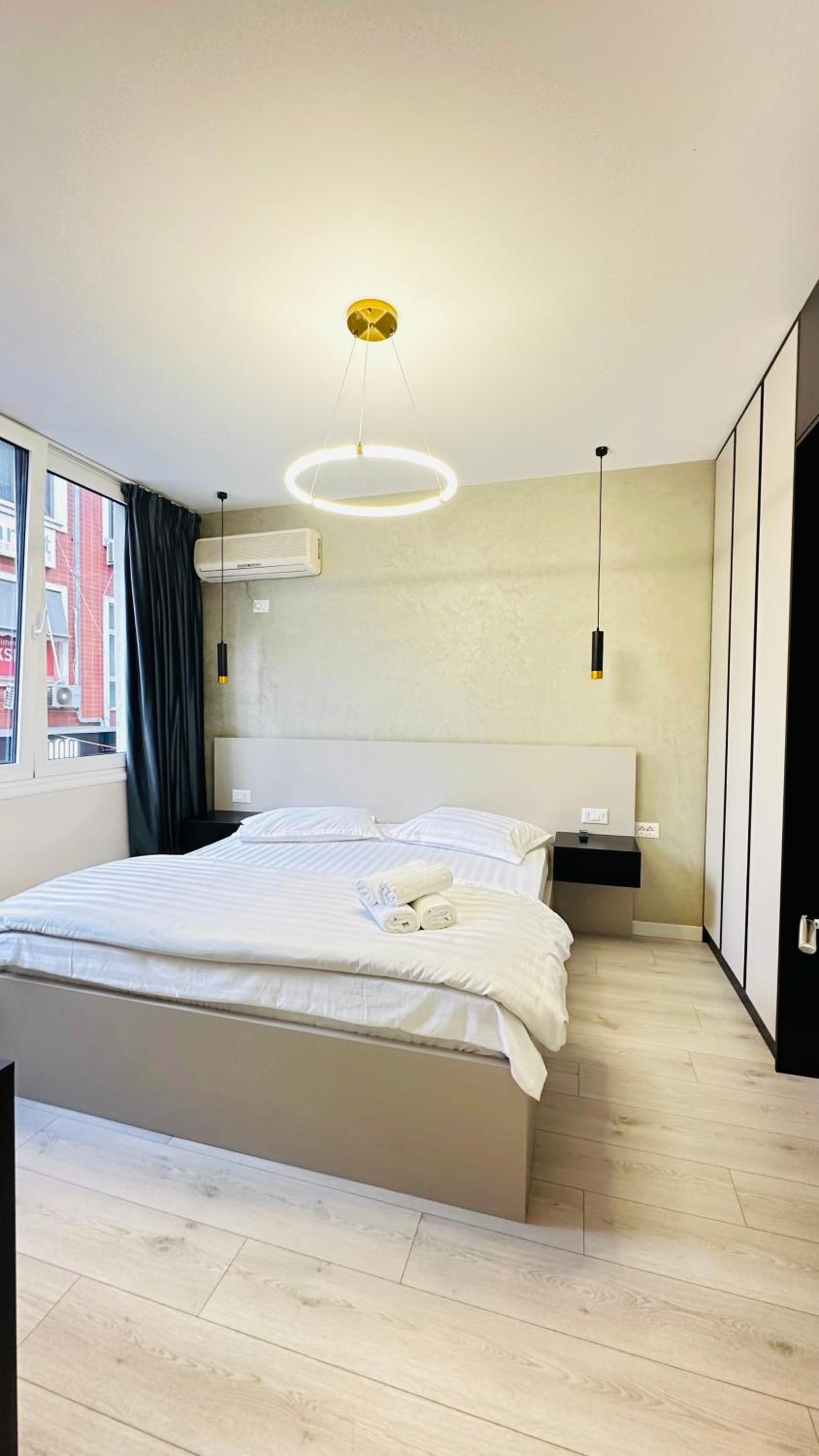 Luxurious Central Stay - Self Check-in