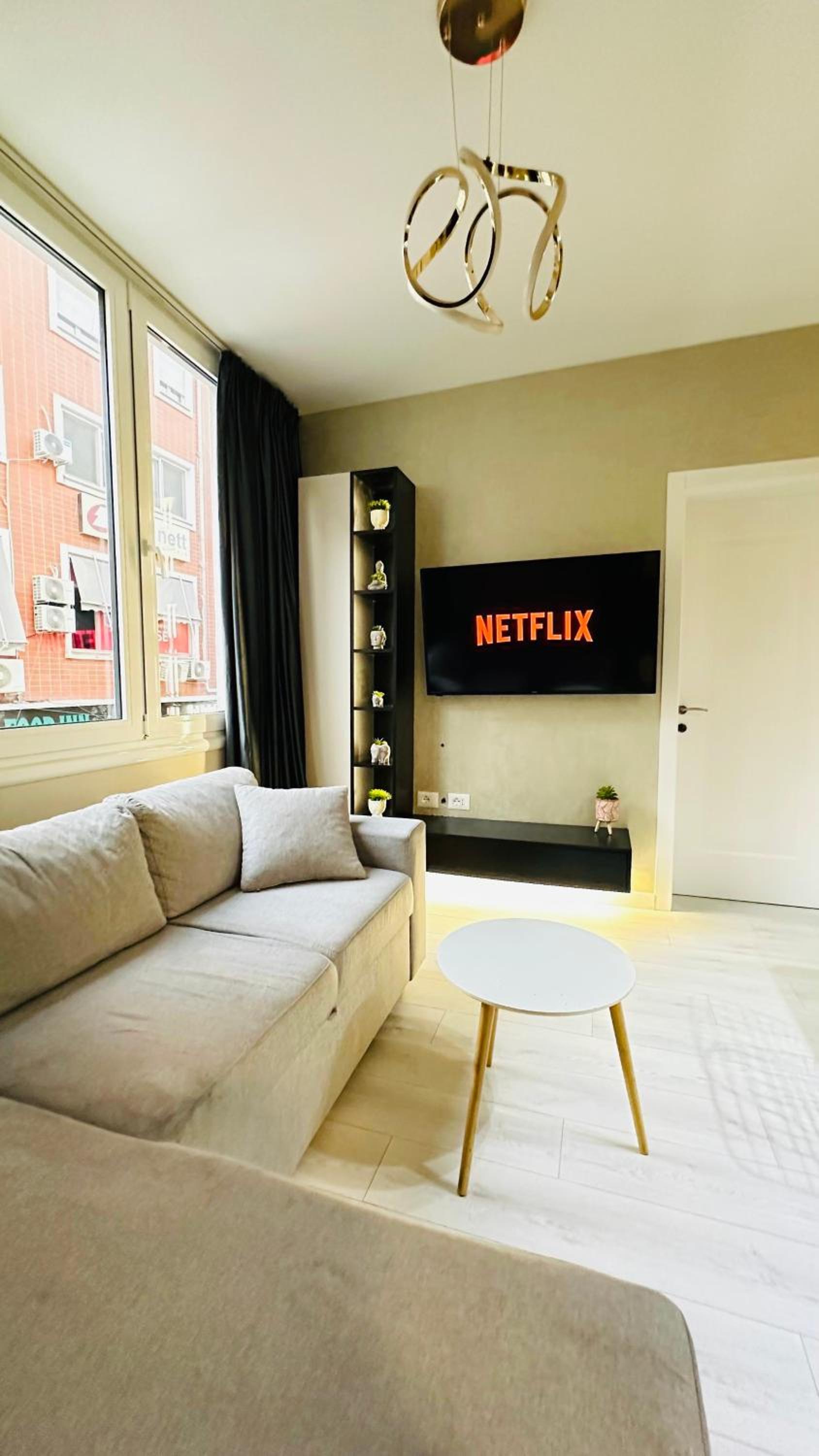 Luxurious Central Stay - Self Check-in