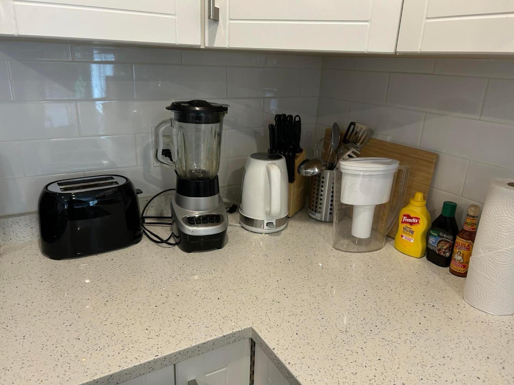 New, Spacious 2 Bedrooms in Downtown With Free Parking!