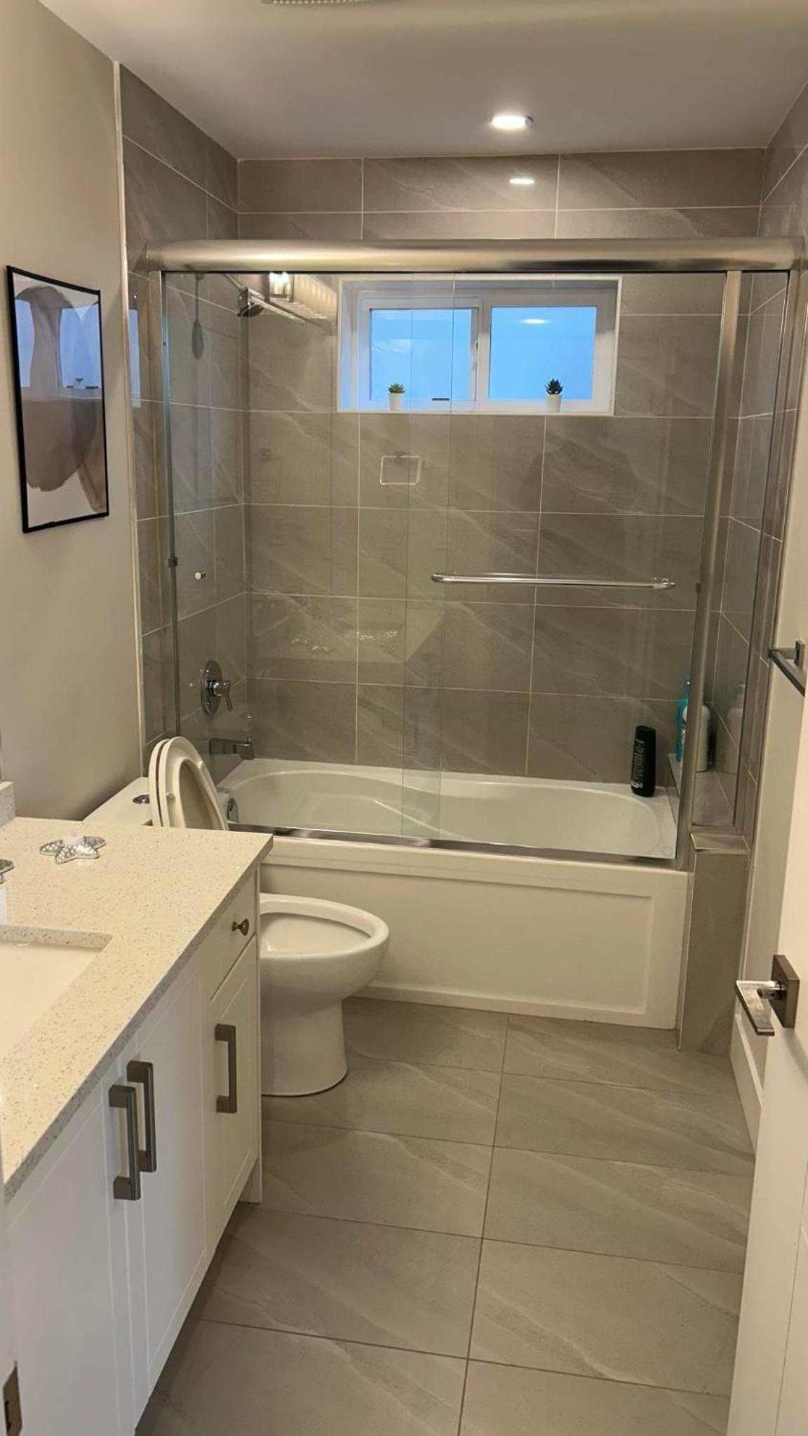 New, Spacious 2 Bedrooms in Downtown With Free Parking!