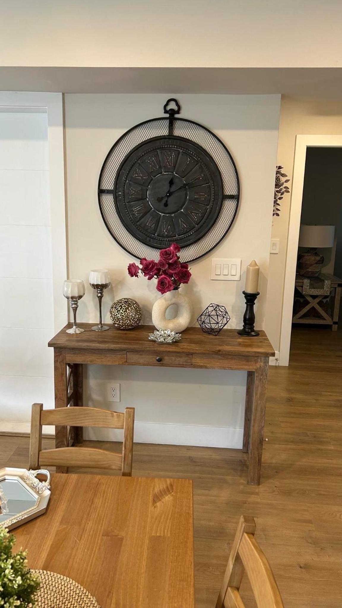 New, Spacious 2 Bedrooms in Downtown With Free Parking!