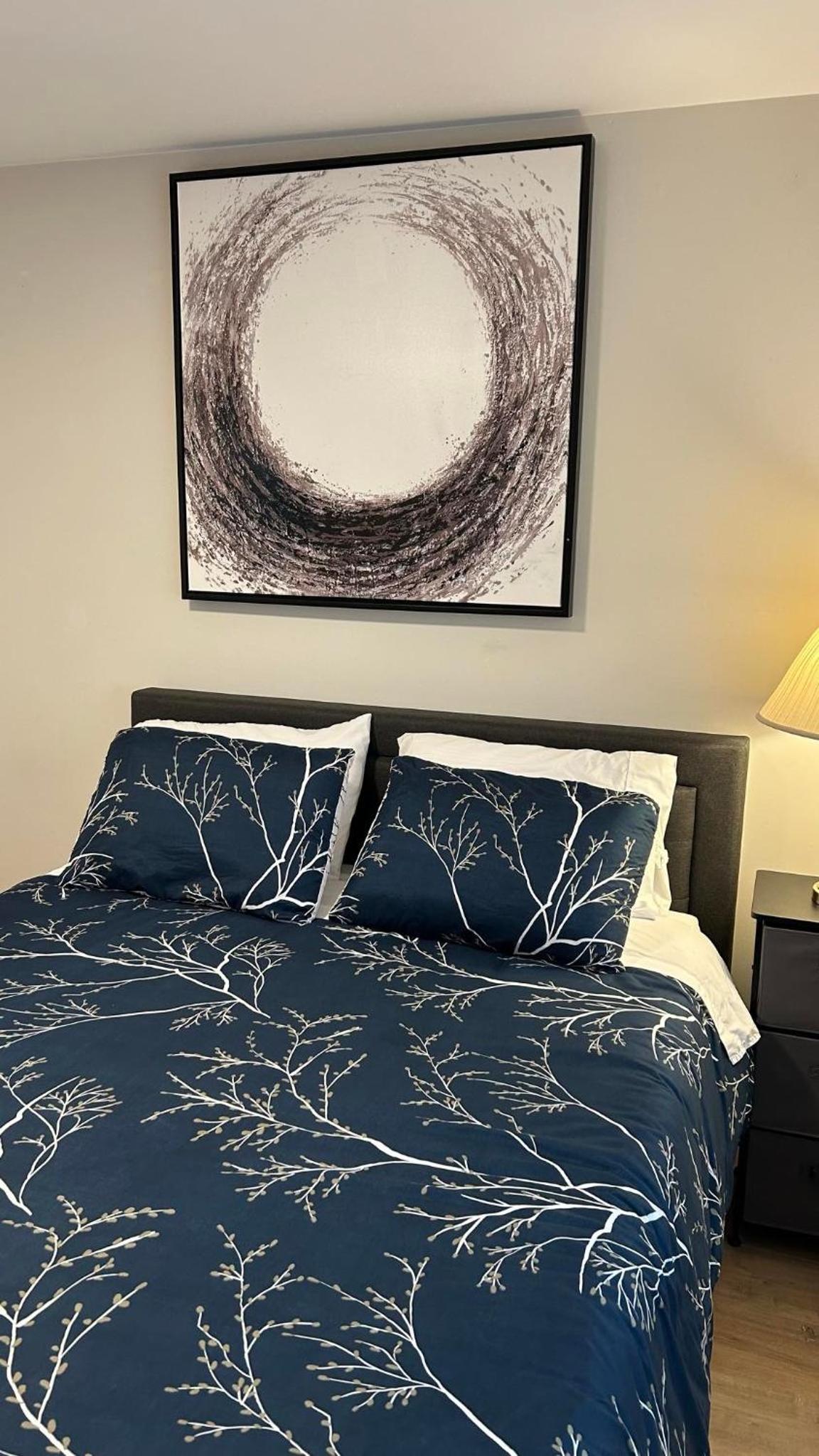 New, Spacious 2 Bedrooms in Downtown With Free Parking!